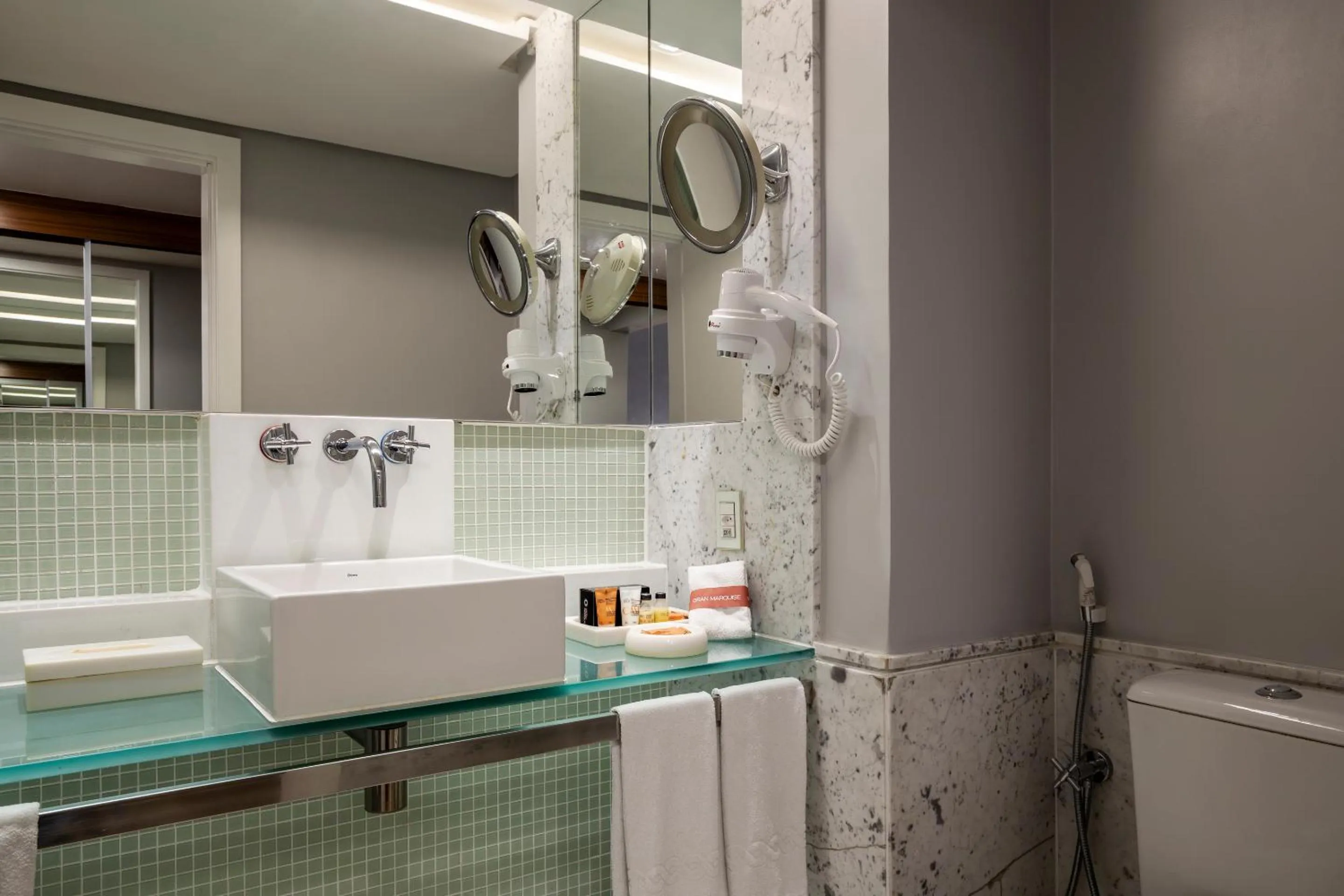 Bathroom in Hotel Gran Marquise