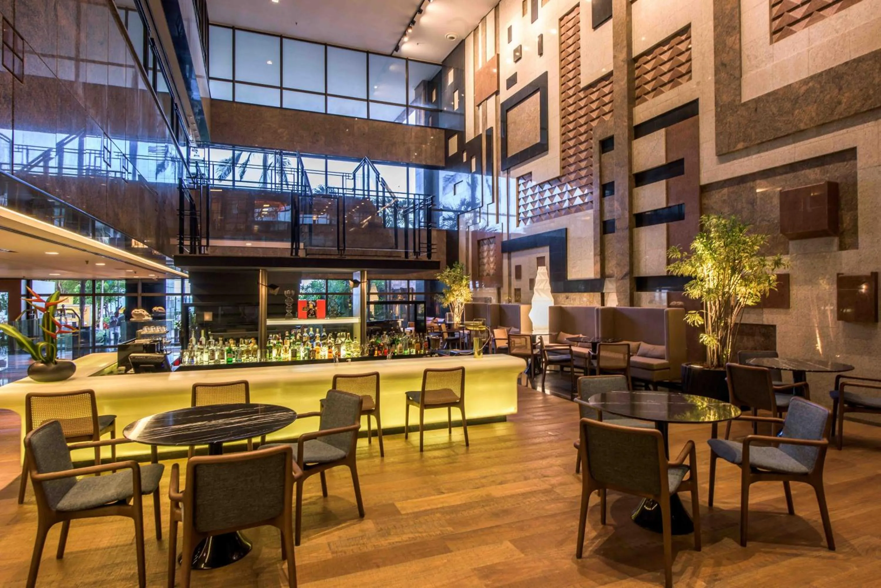 Lounge or bar in Hotel Gran Marquise