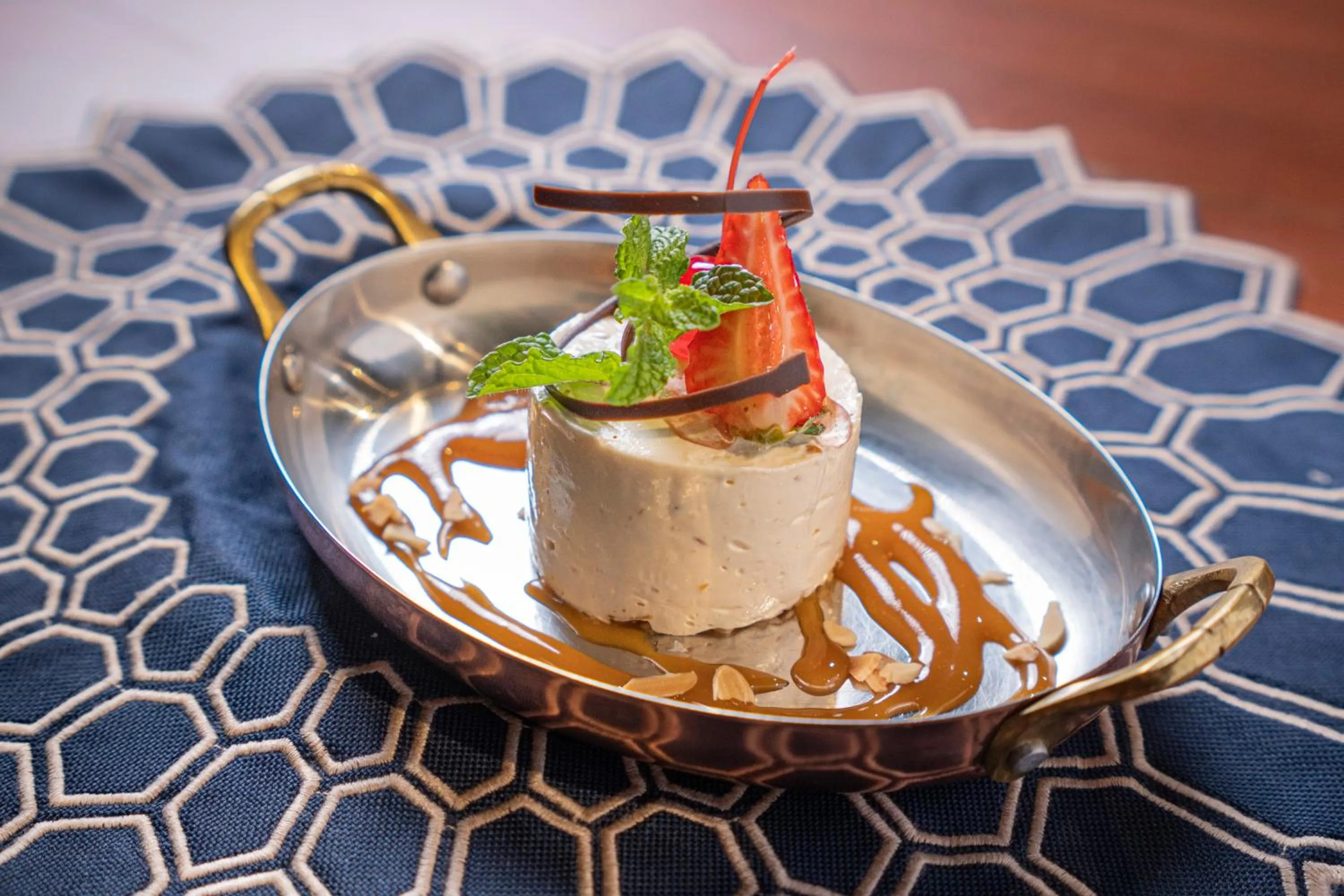 Restaurant/places to eat in Hotel Gran Marquise