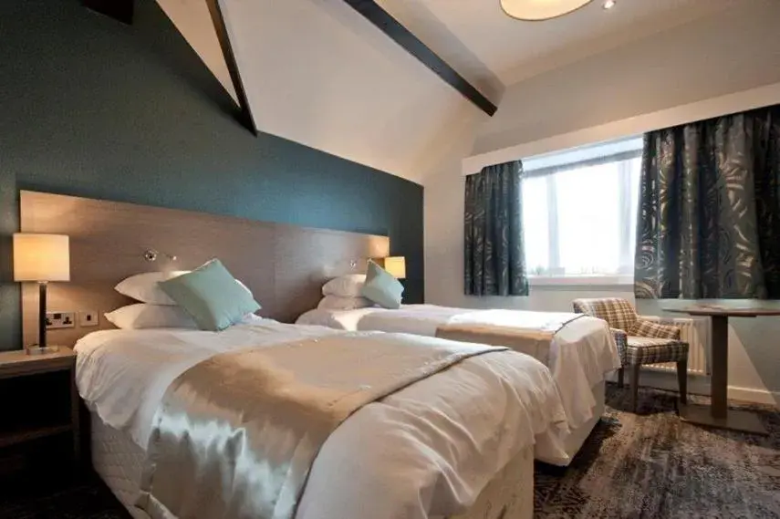 Standard Twin Room in The Portland Hotel Wetherspoon Standard Twin Room in The Portland Hotel Wetherspoon