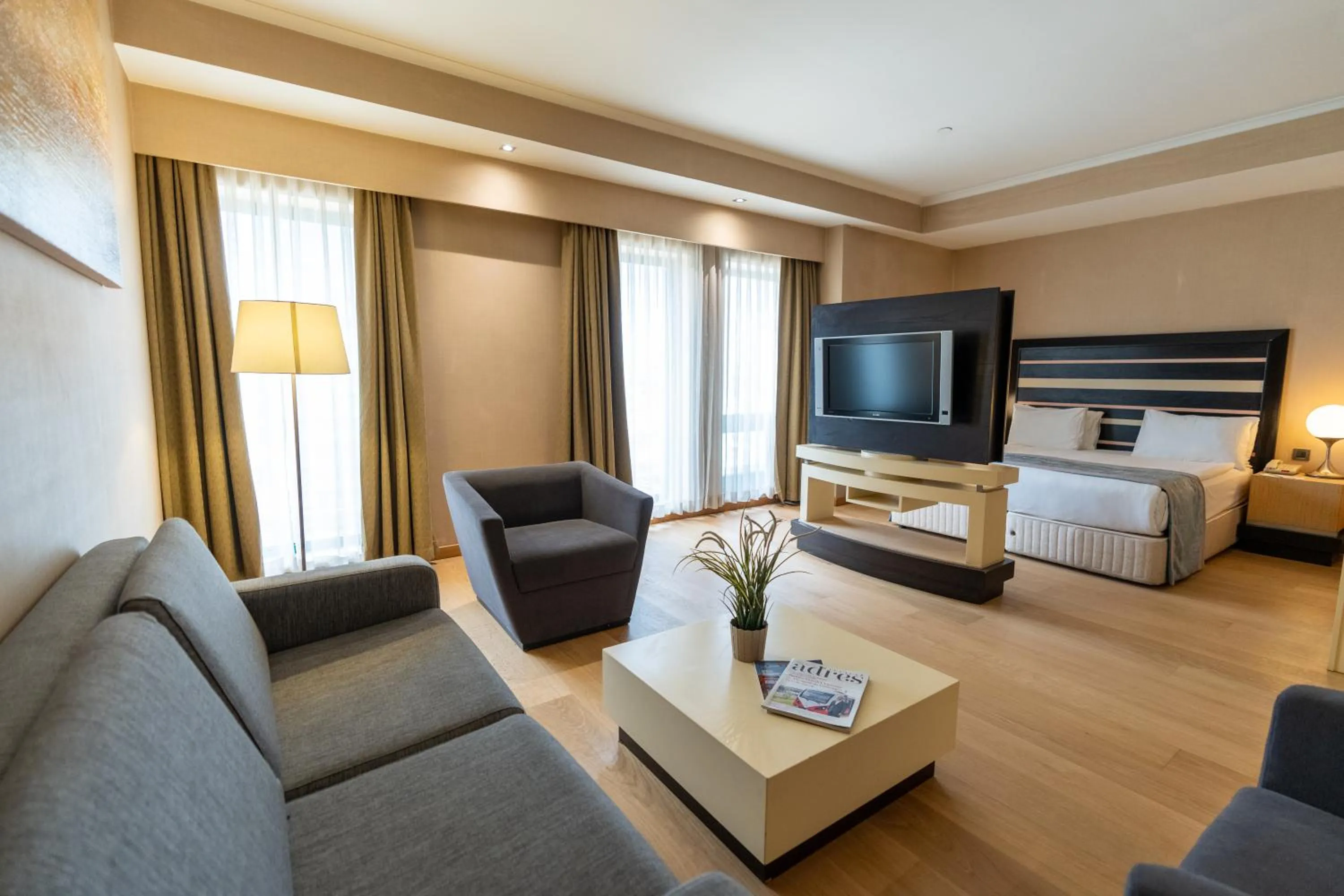 Communal lounge/ TV room in Sundance Hotel Istanbul