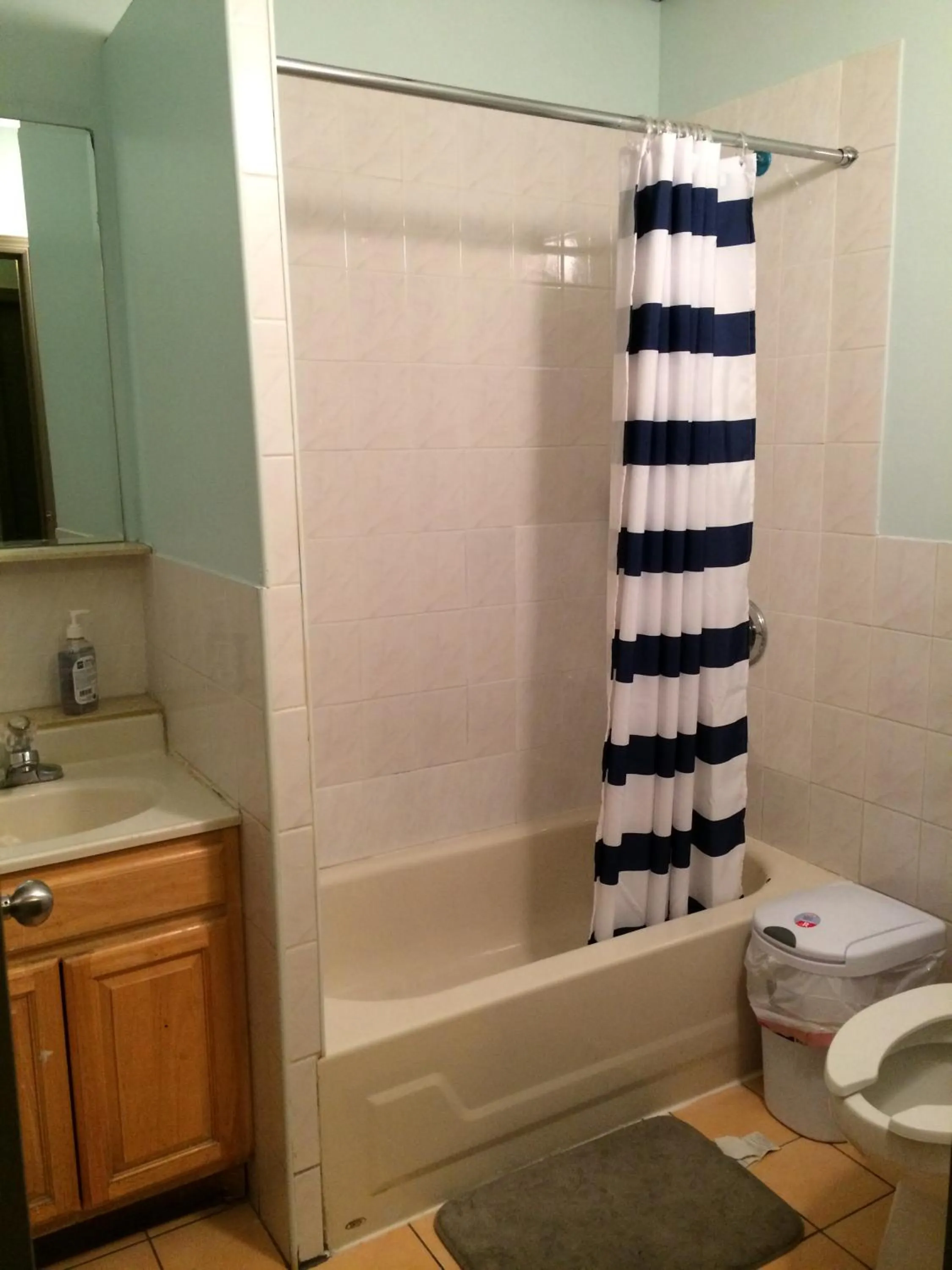 Bath in Manhattan Bowery Lodge