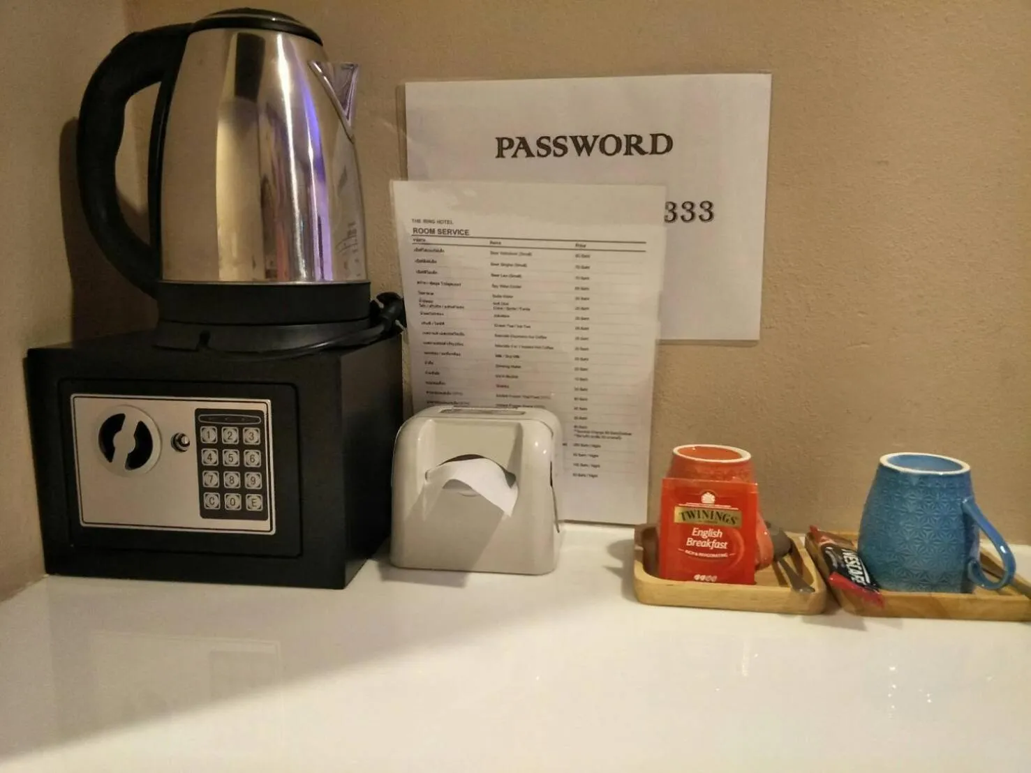 Coffee/tea facilities in The Ring Hotel