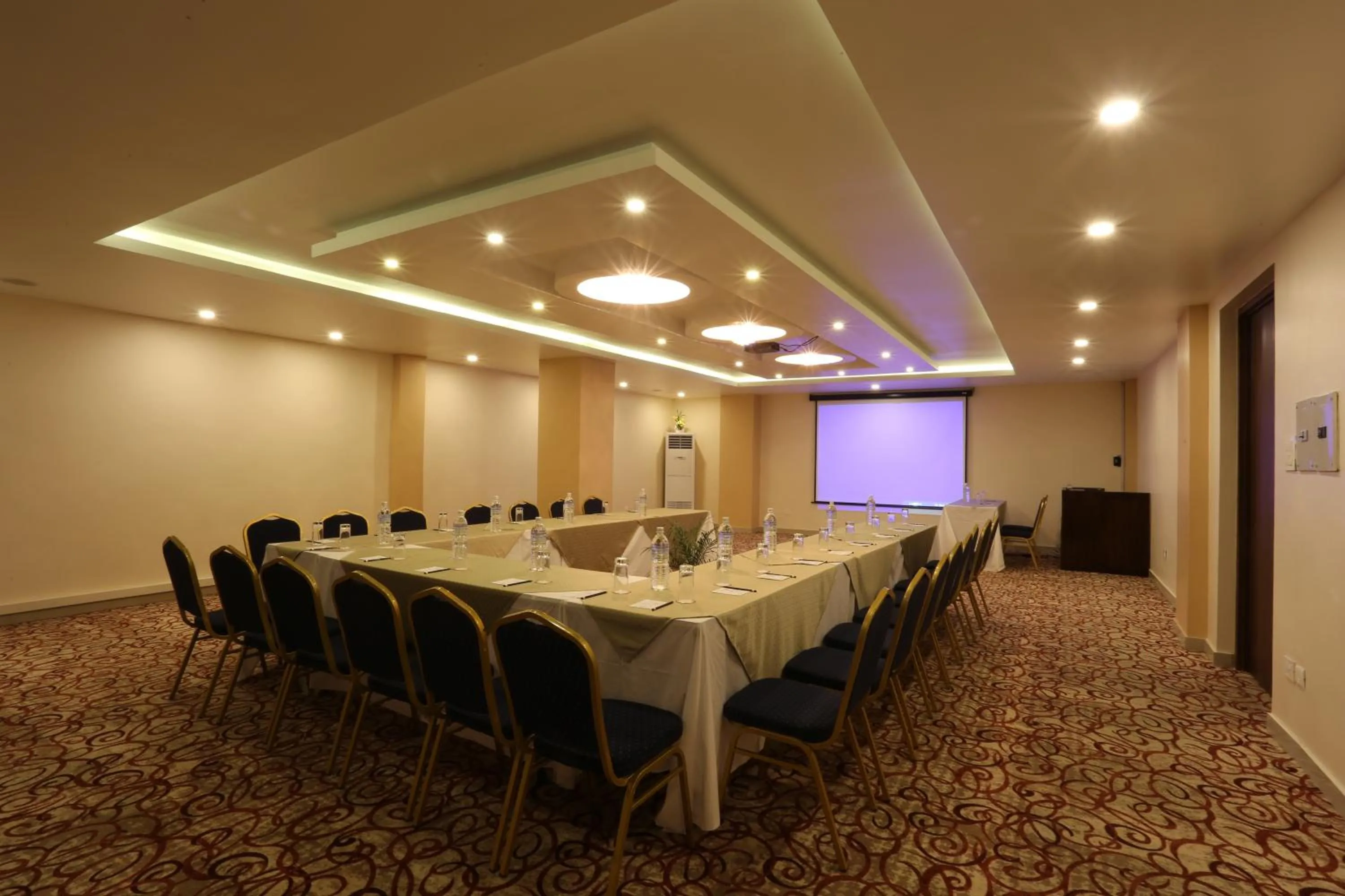 Banquet/Function facilities in Yatri Suites and Spa