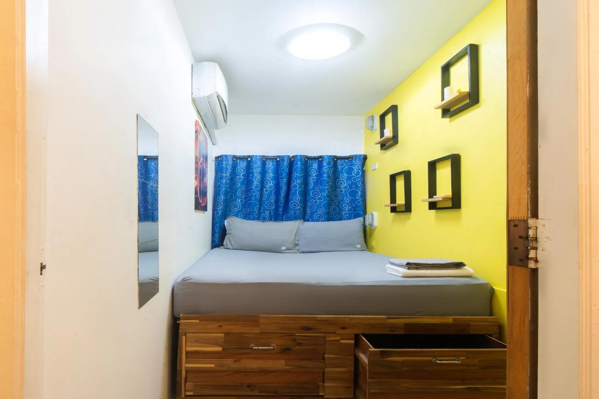 Bed in See Sea Backpackers House