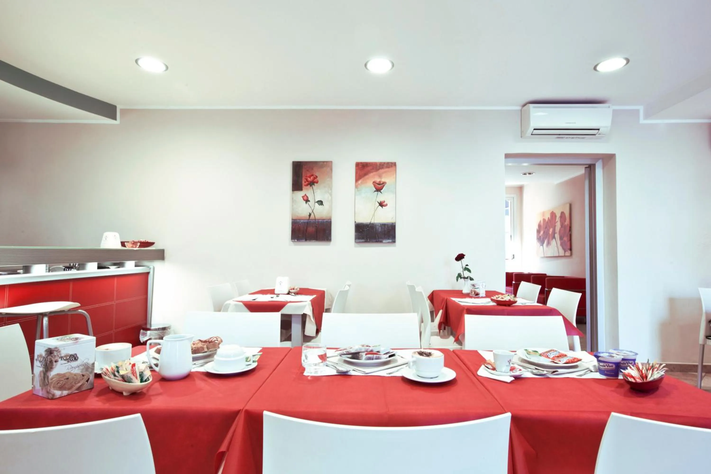 Lounge or bar in Hotel San Martino