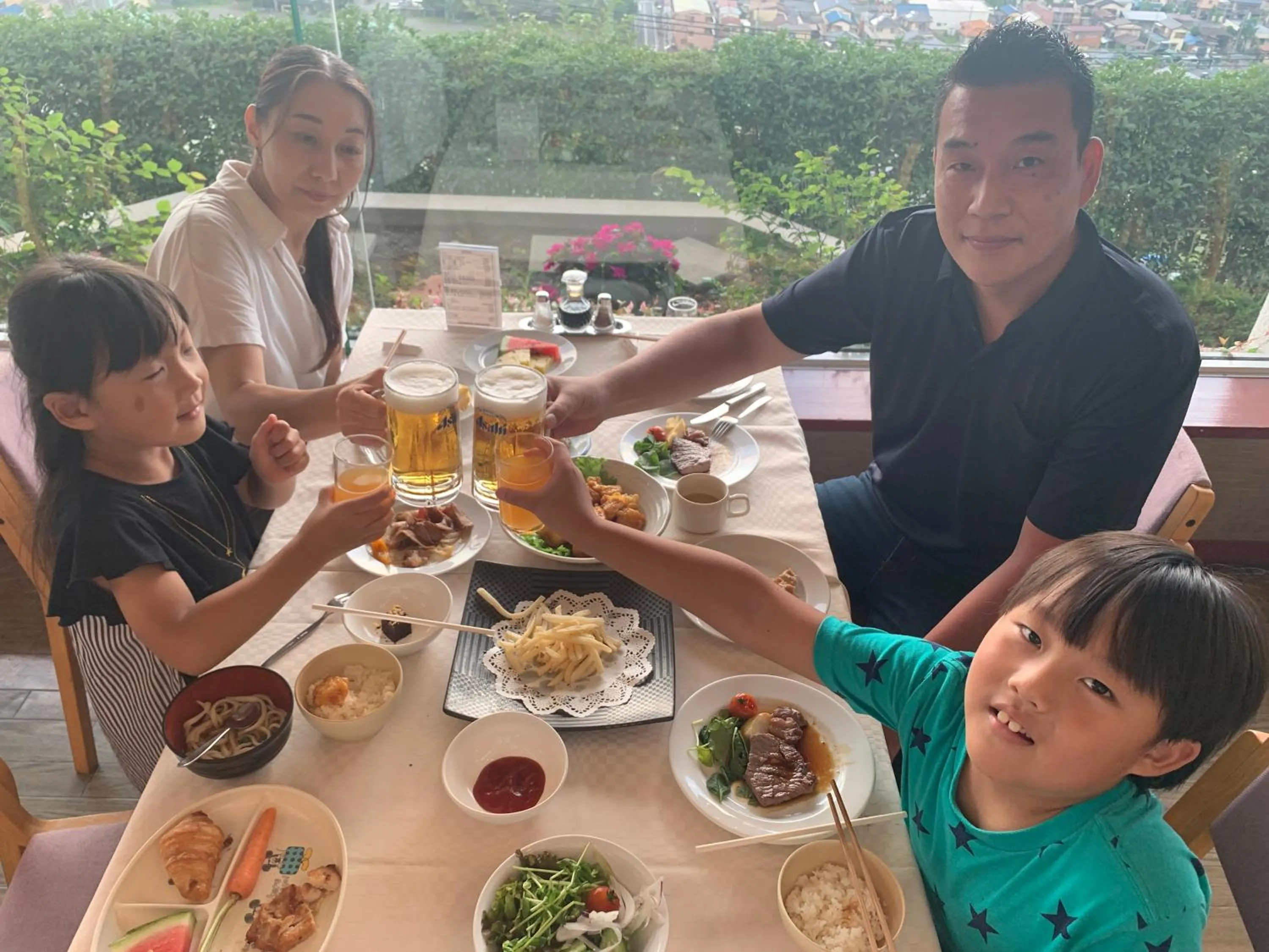 Food and drinks in Natural Farm City Noen Hotel