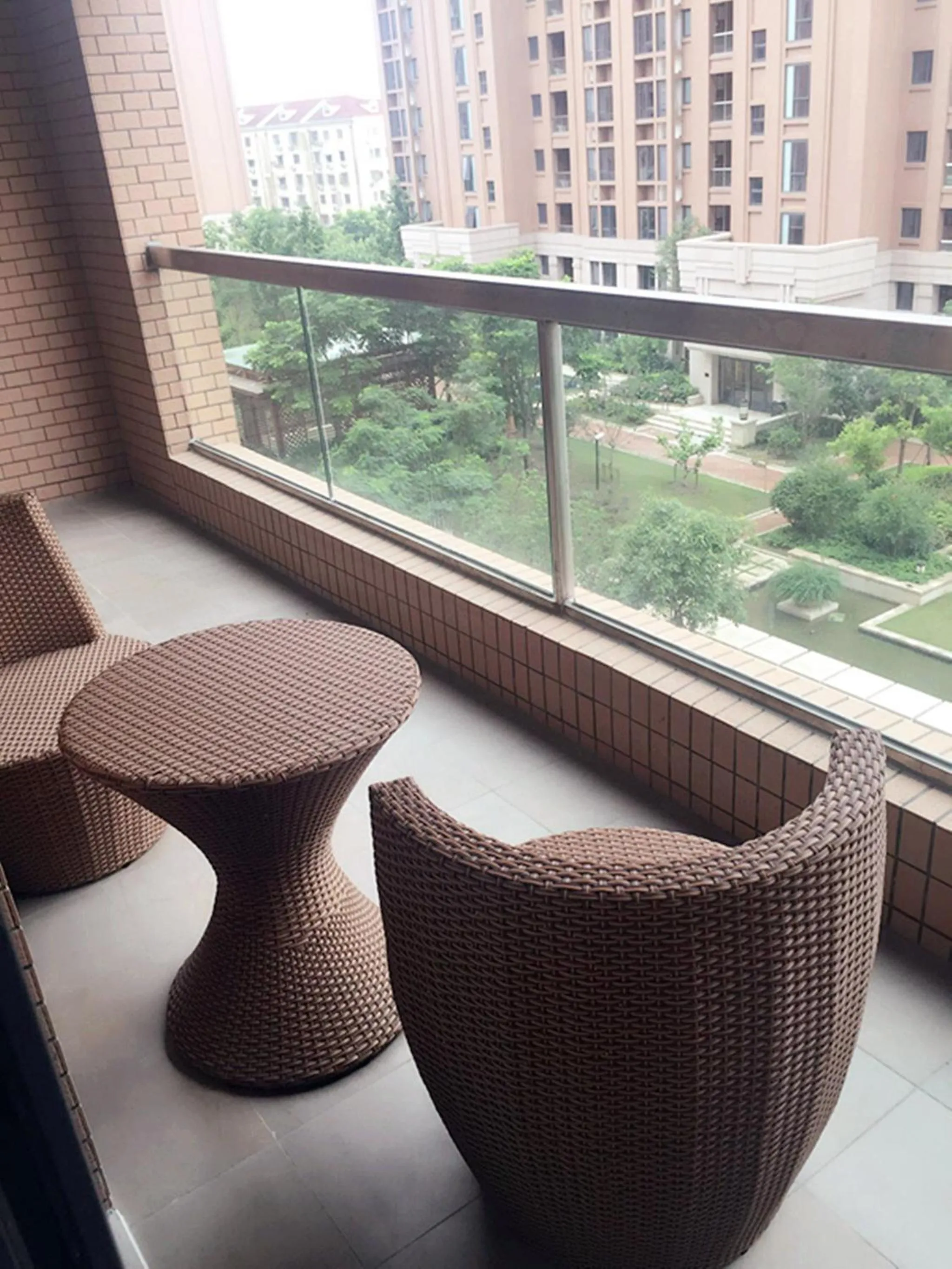 Balcony/Terrace in Green Court Place Jingqiao Middle Ring Shanghai