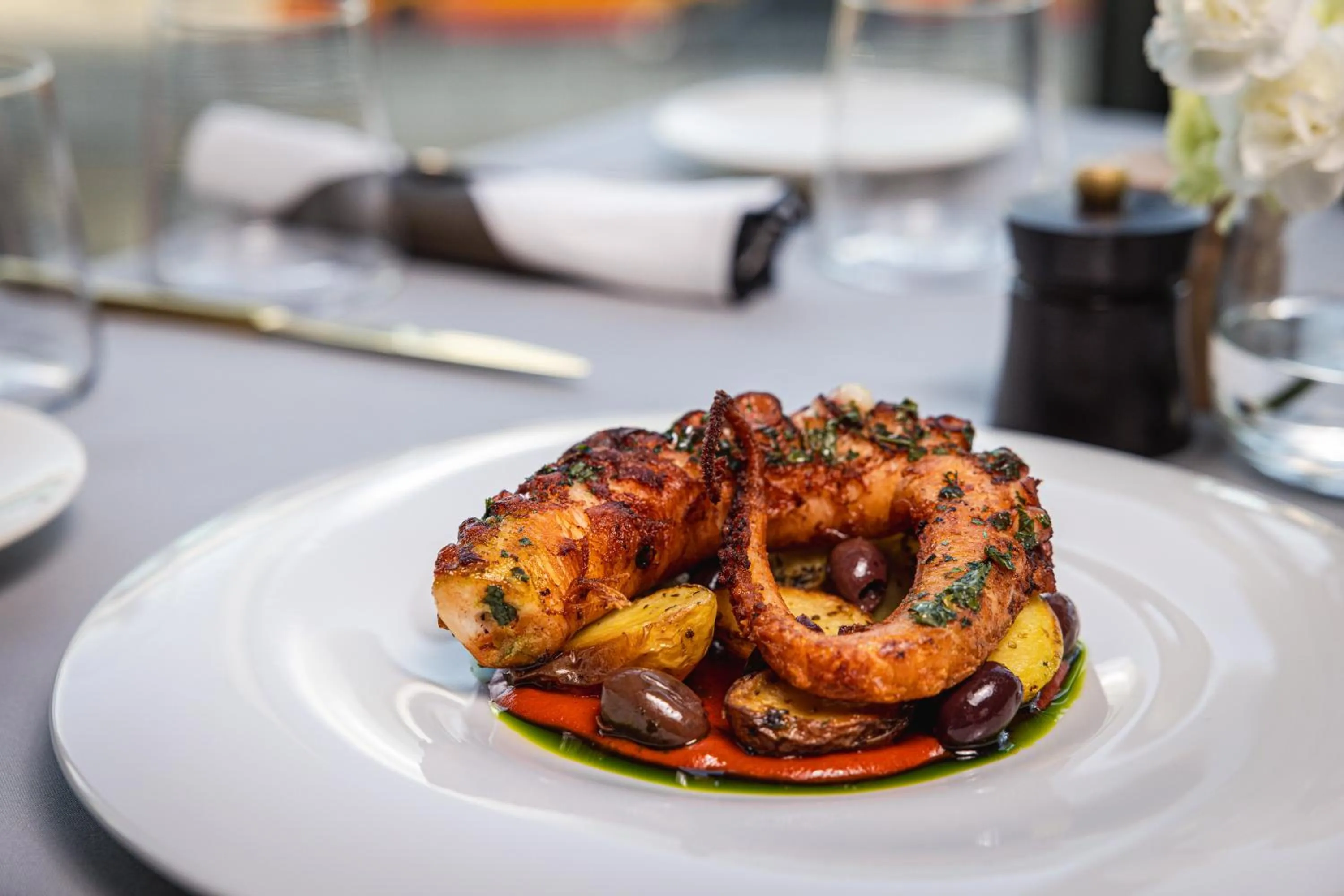 Restaurant/places to eat in Warsaw Presidential Hotel