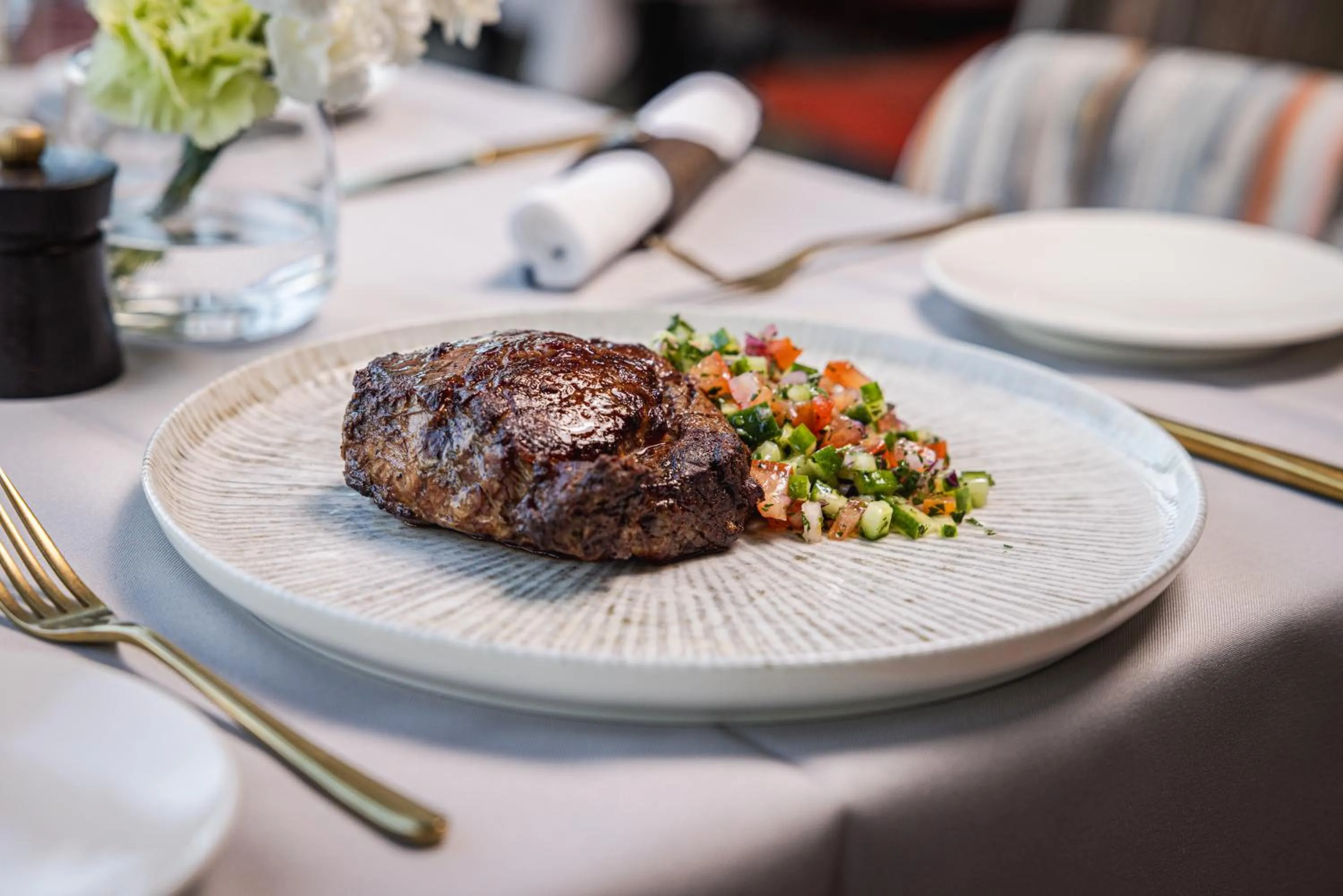 Restaurant/places to eat in Warsaw Presidential Hotel