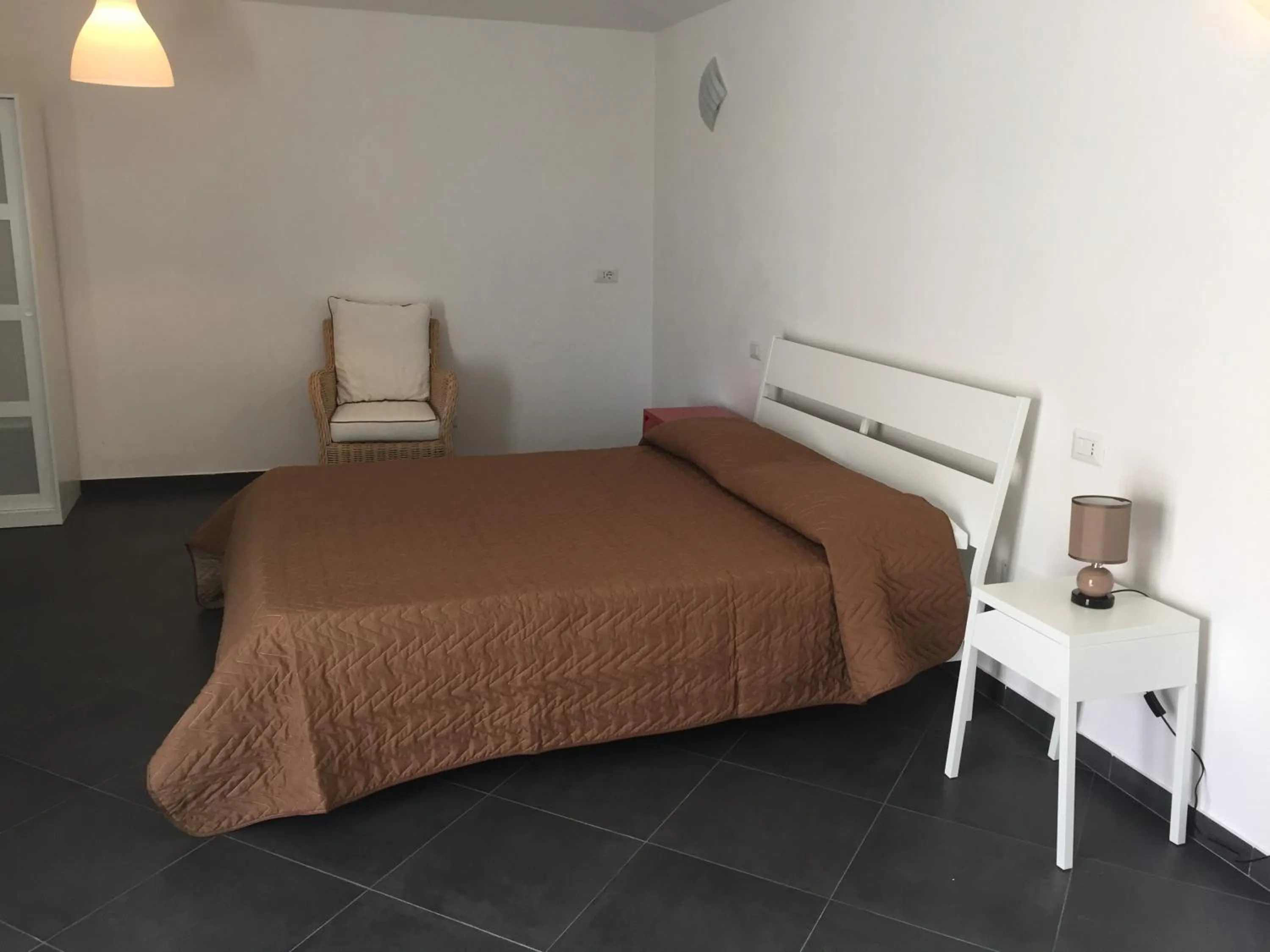 Bed in Guest House Suite