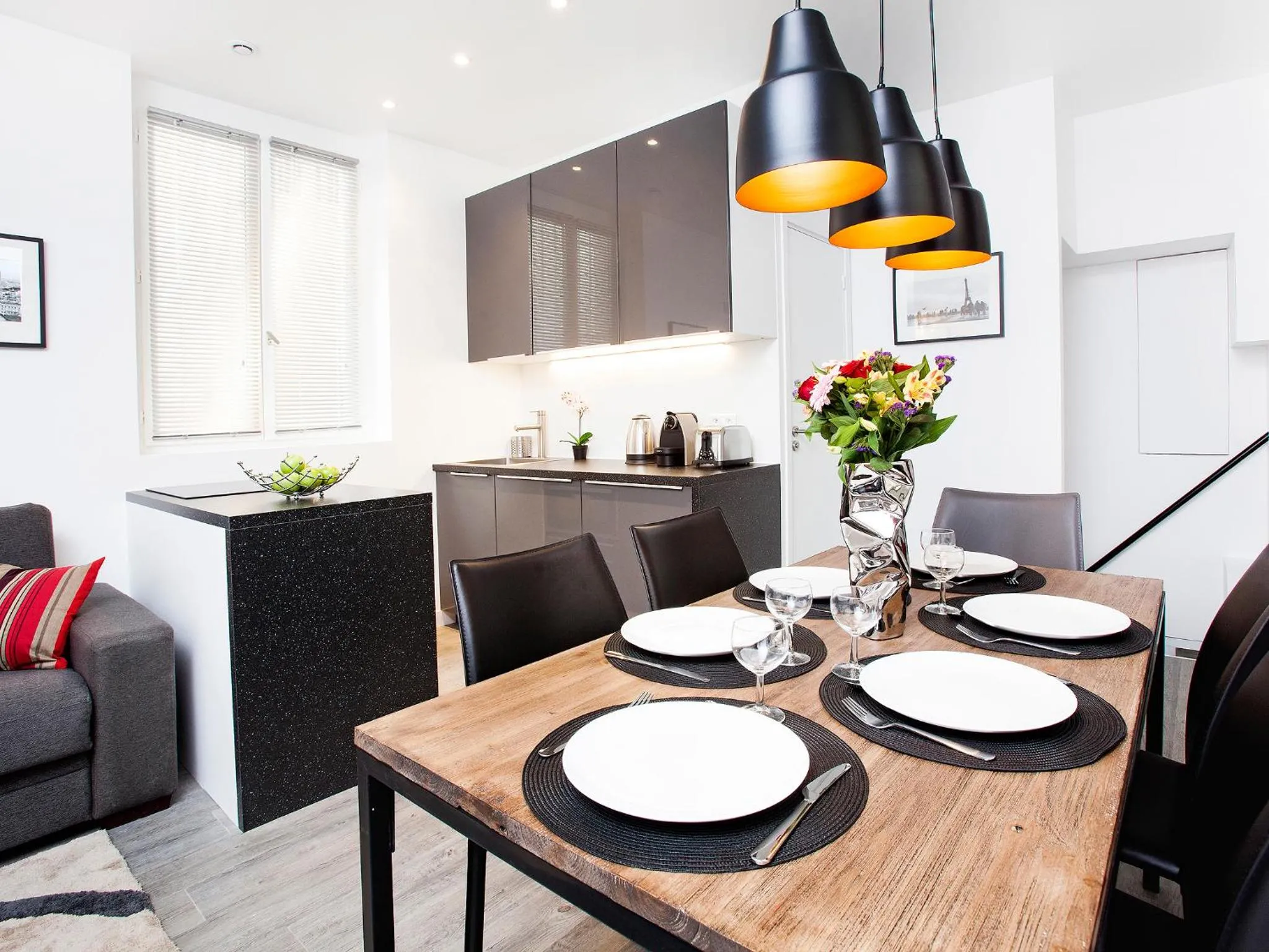 Charming 2BR-2BA between le Marais & le Louvre