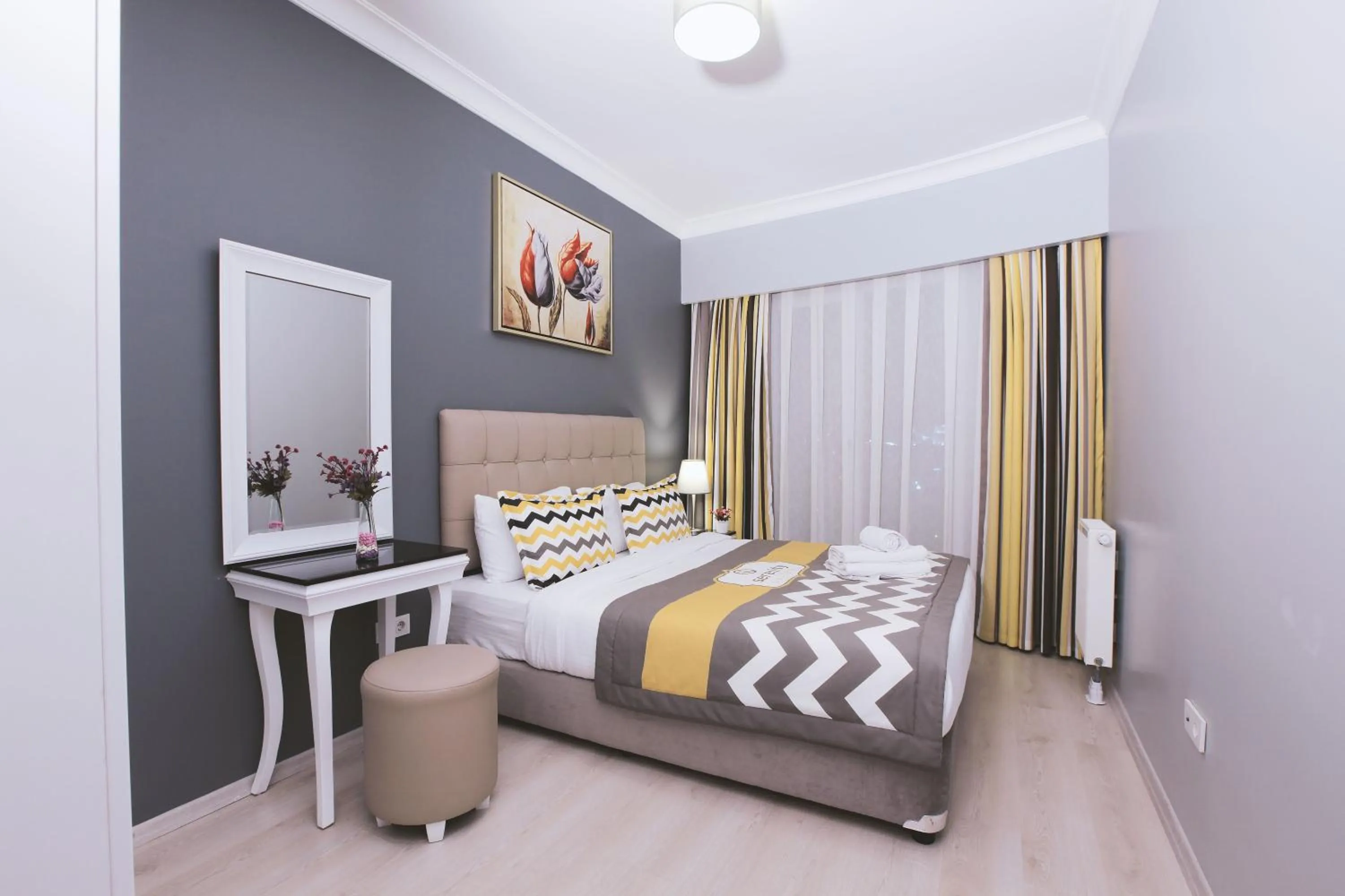 Bedroom, Bed in Serenity Suites Istanbul Airport