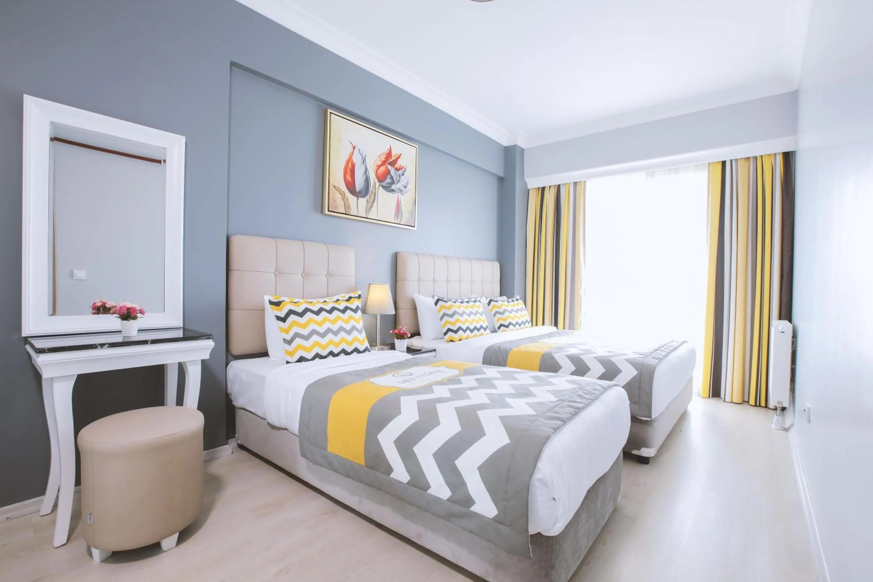 Bedroom, Bed in Serenity Suites Istanbul Airport