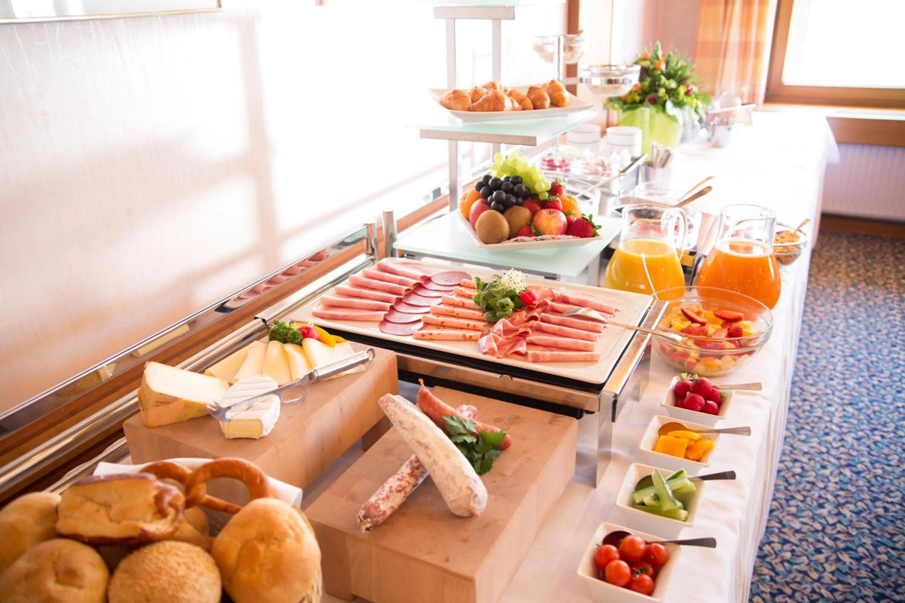 Buffet breakfast in Hotel Restaurant Lamm