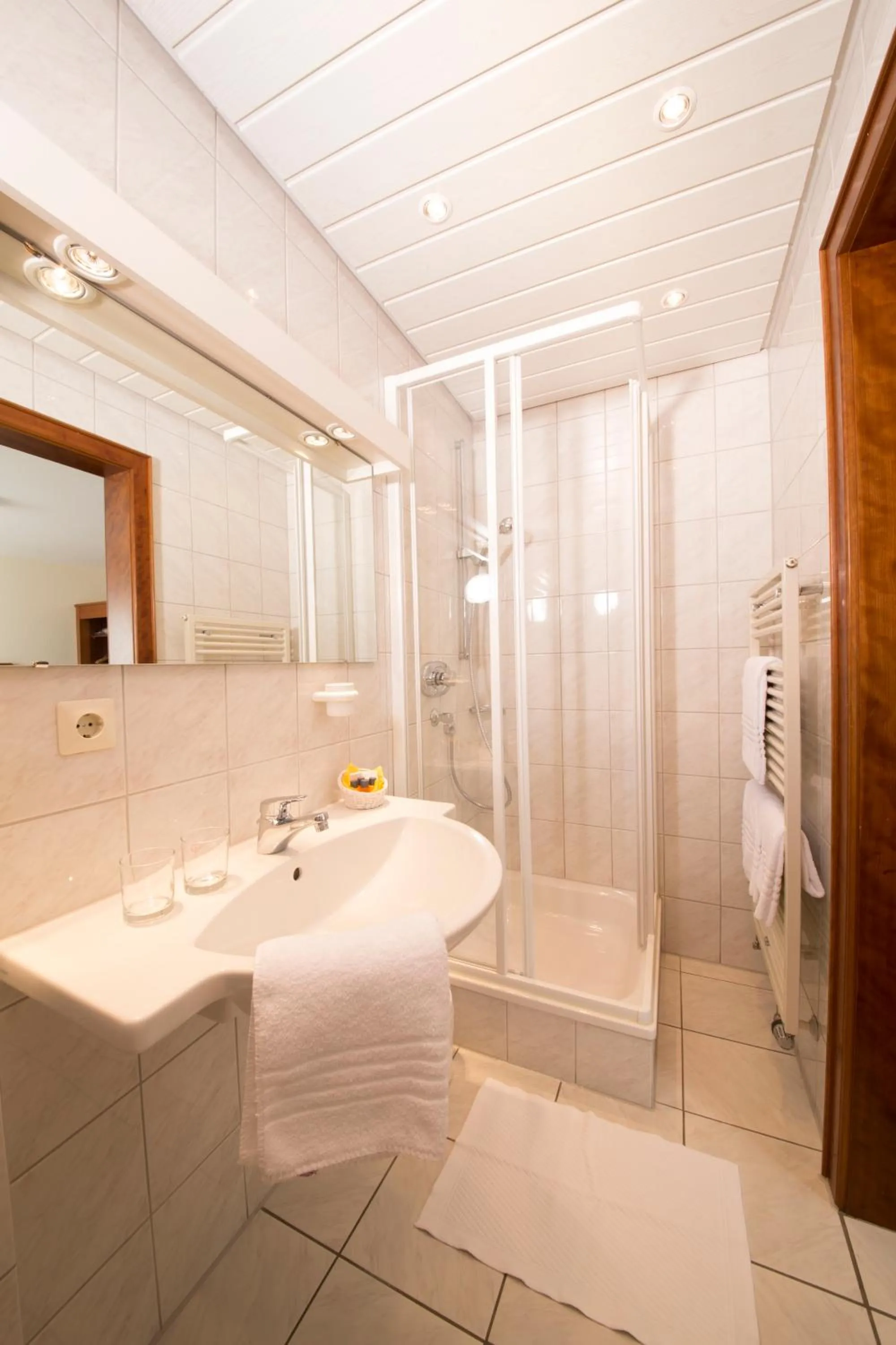 Bathroom in Hotel Restaurant Lamm