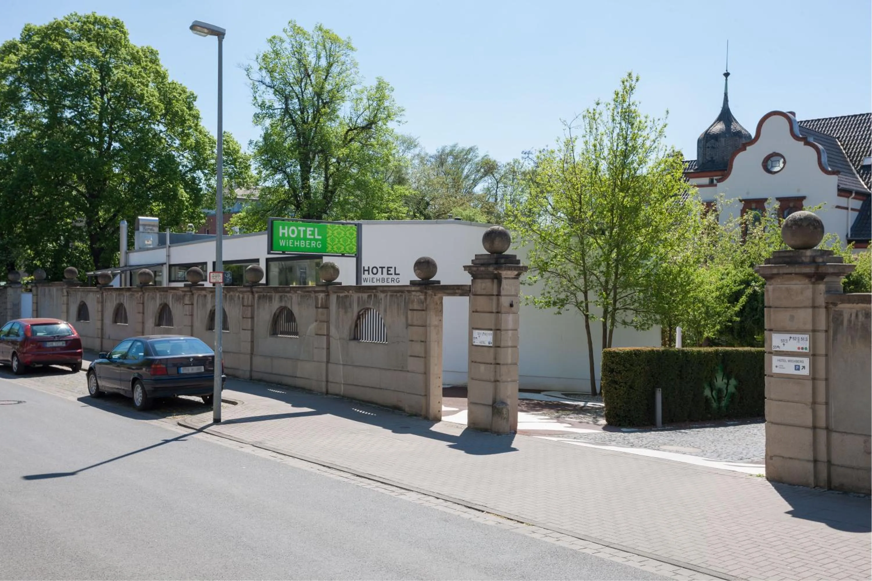 Facade/entrance in Hotel Wiehberg