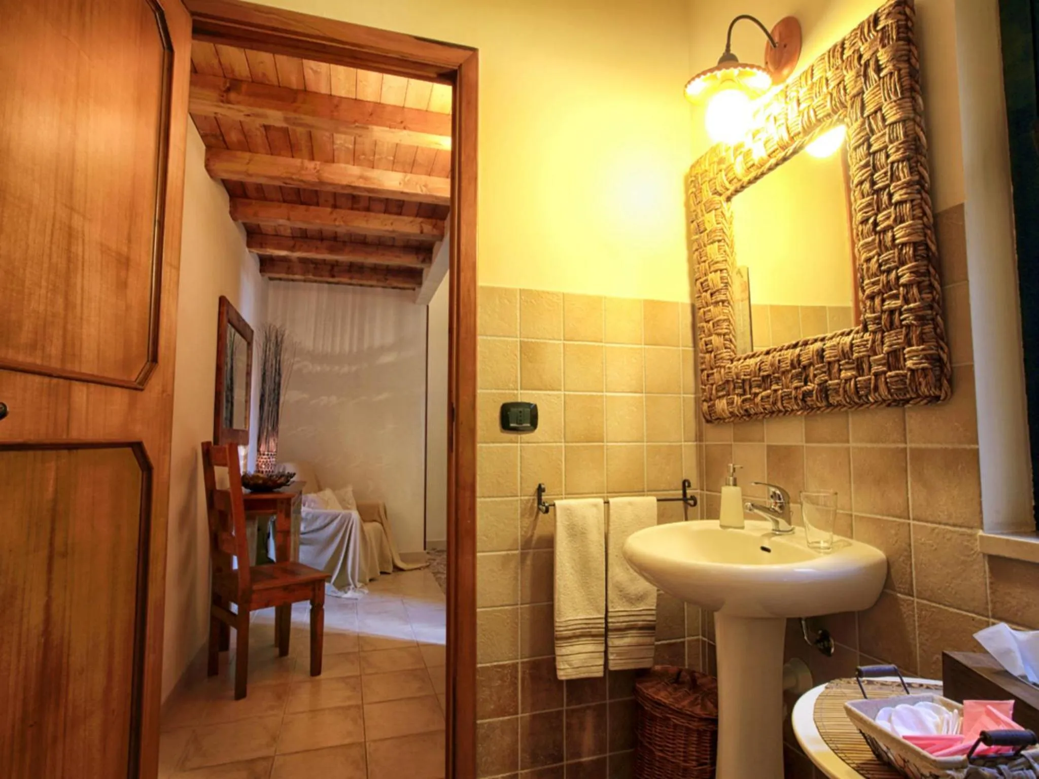 Bathroom in Kalinikta B&B