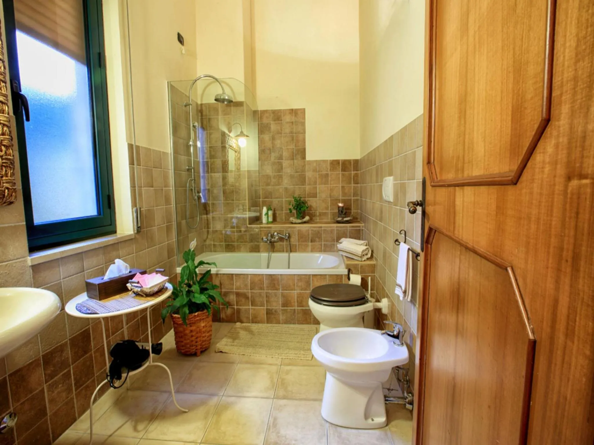 Toilet in Kalinikta B&B