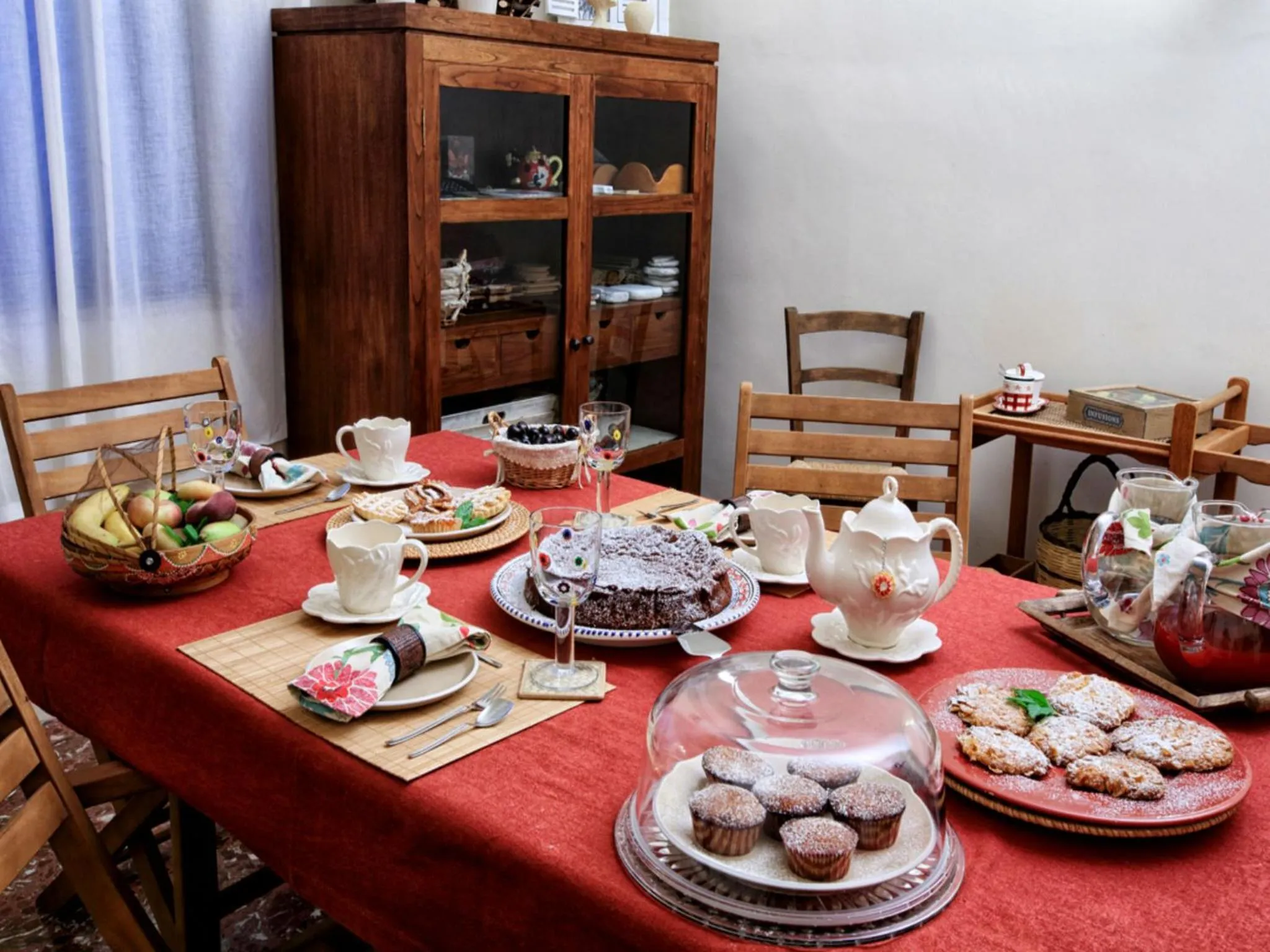 People in Kalinikta B&B