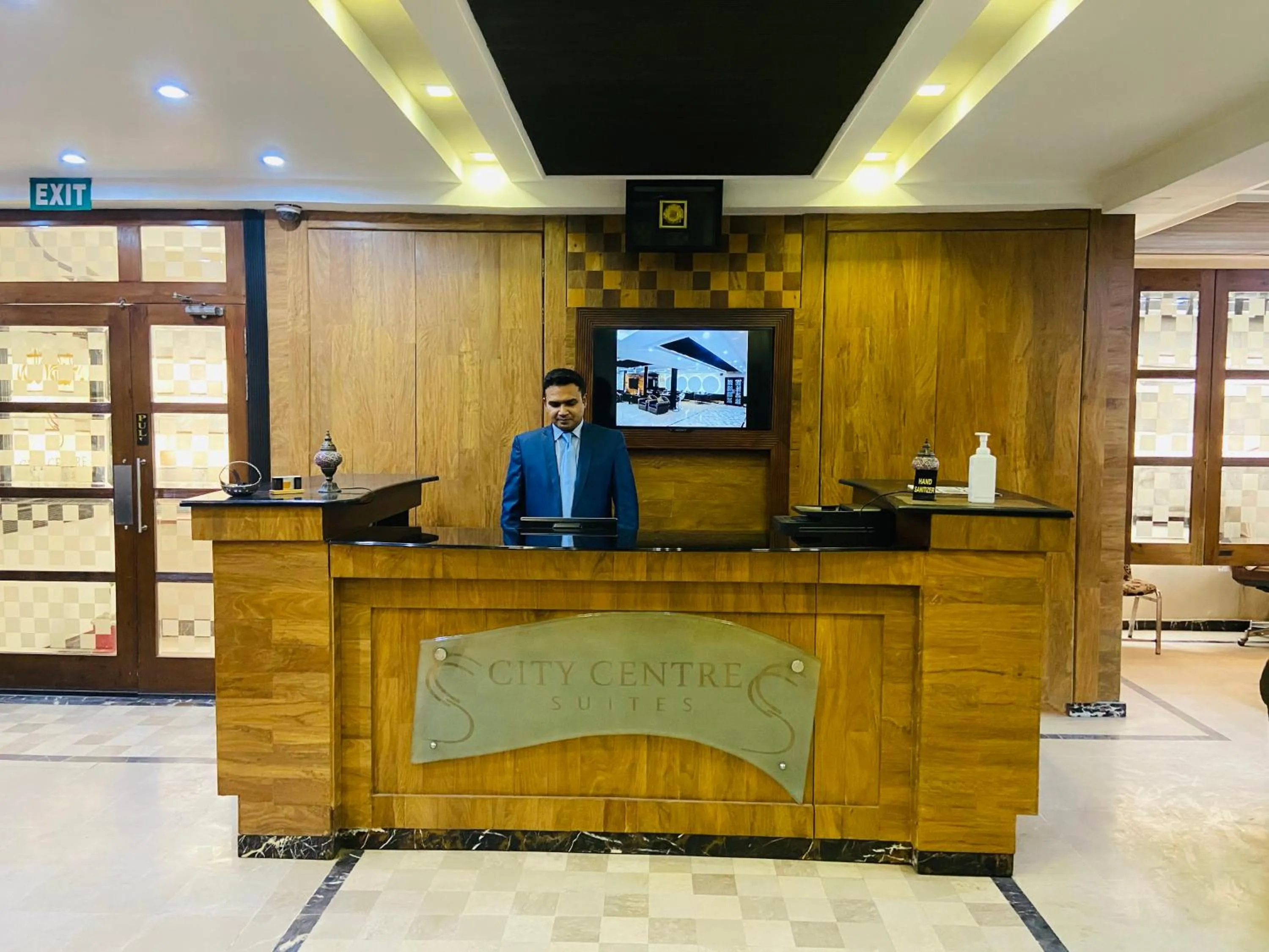 Lobby or reception in City Centre Suites