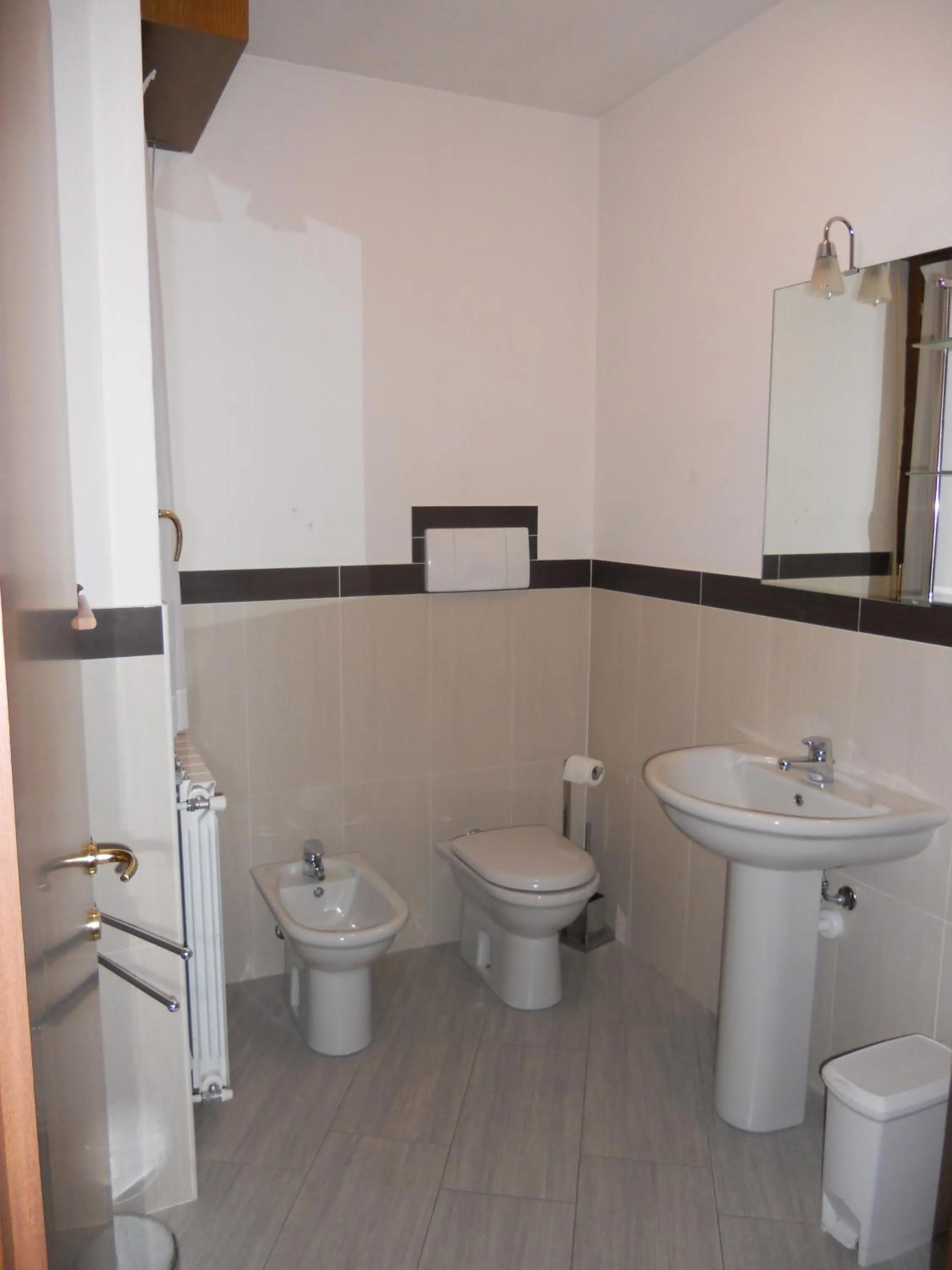 Toilet in Residence San Prospero