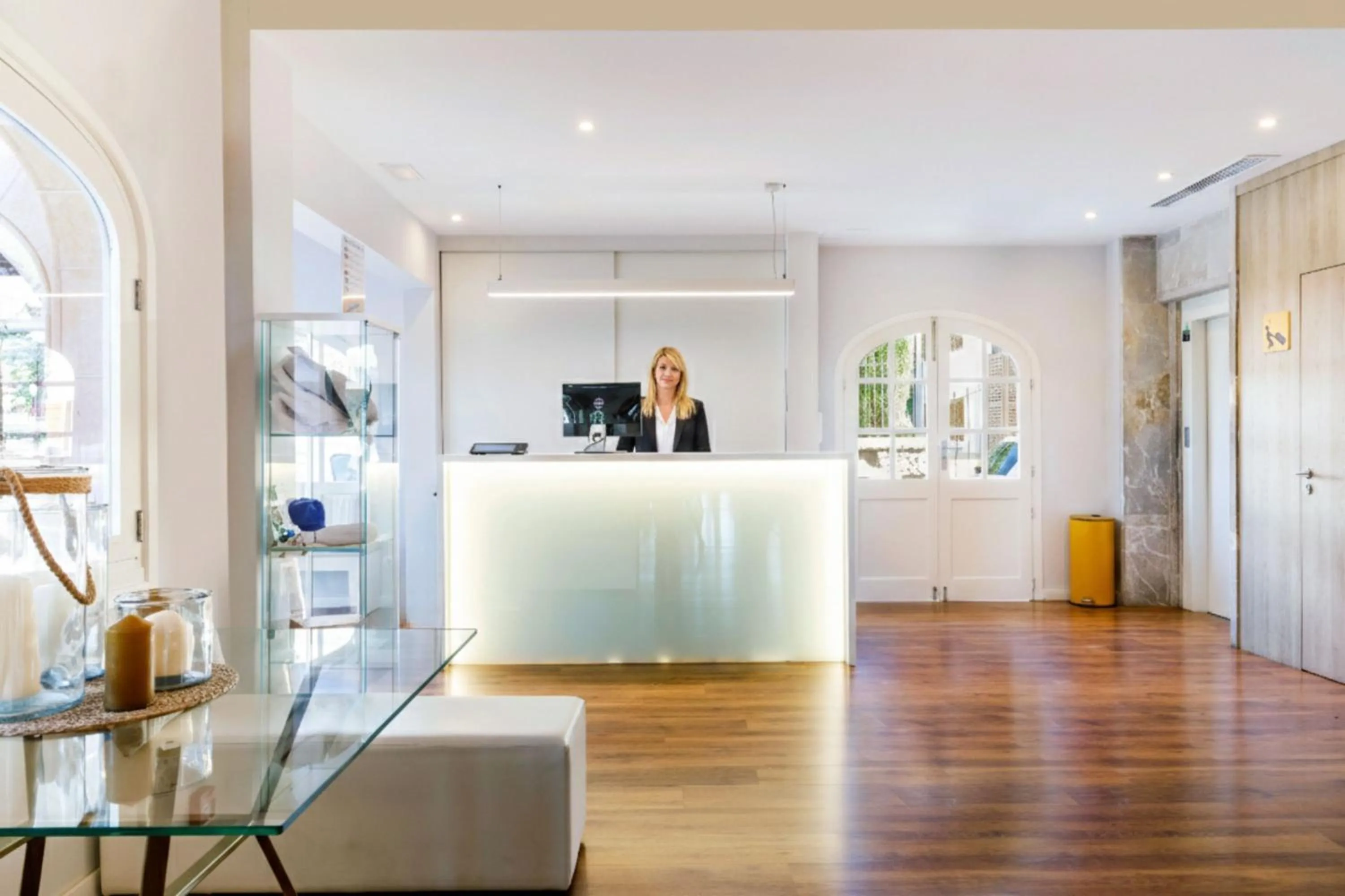 Lobby or reception in Alcanada Golf Hotel