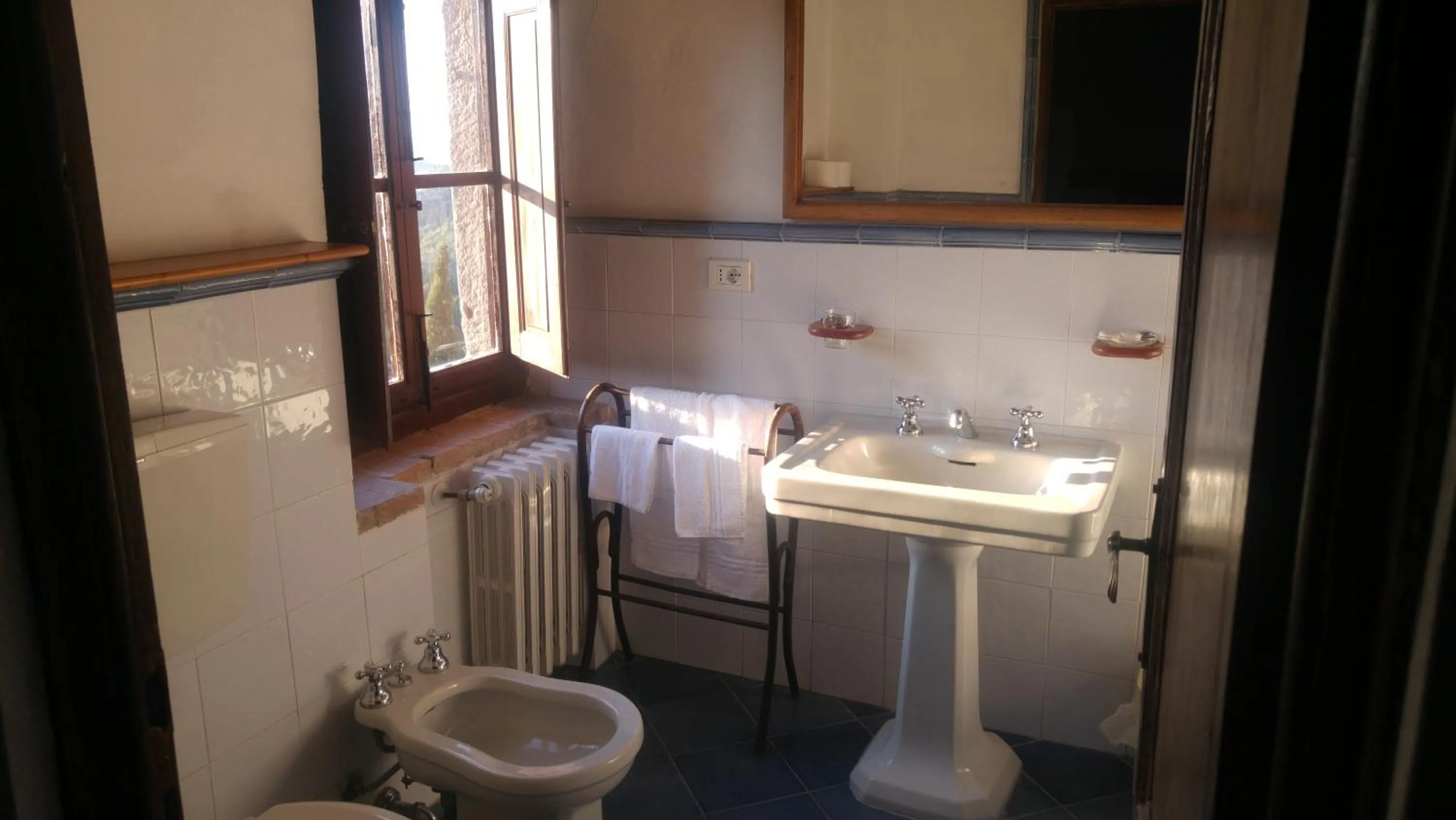 Bathroom in Castello di Mugnana
