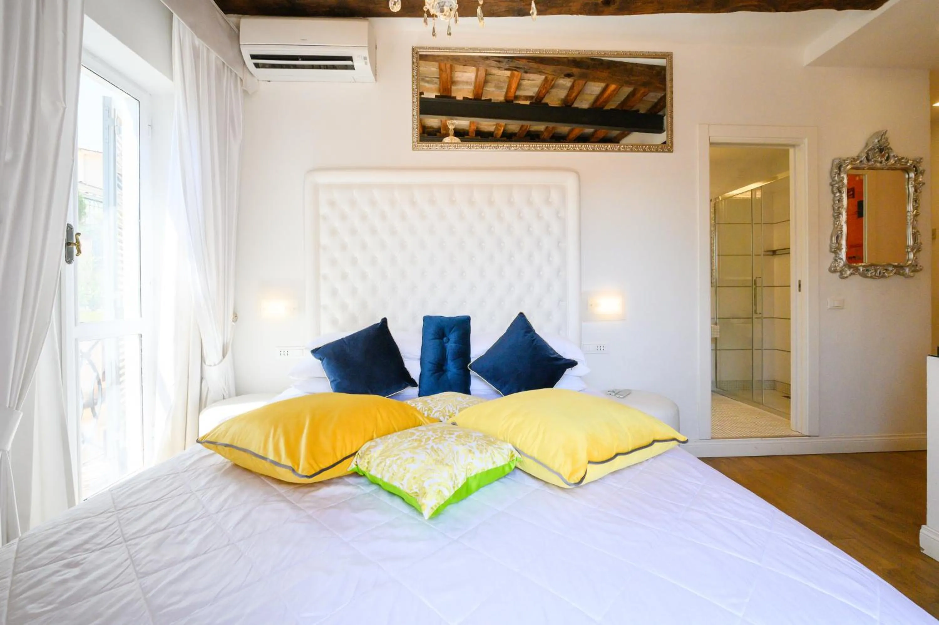 Bed in Domus Spagna Frattina