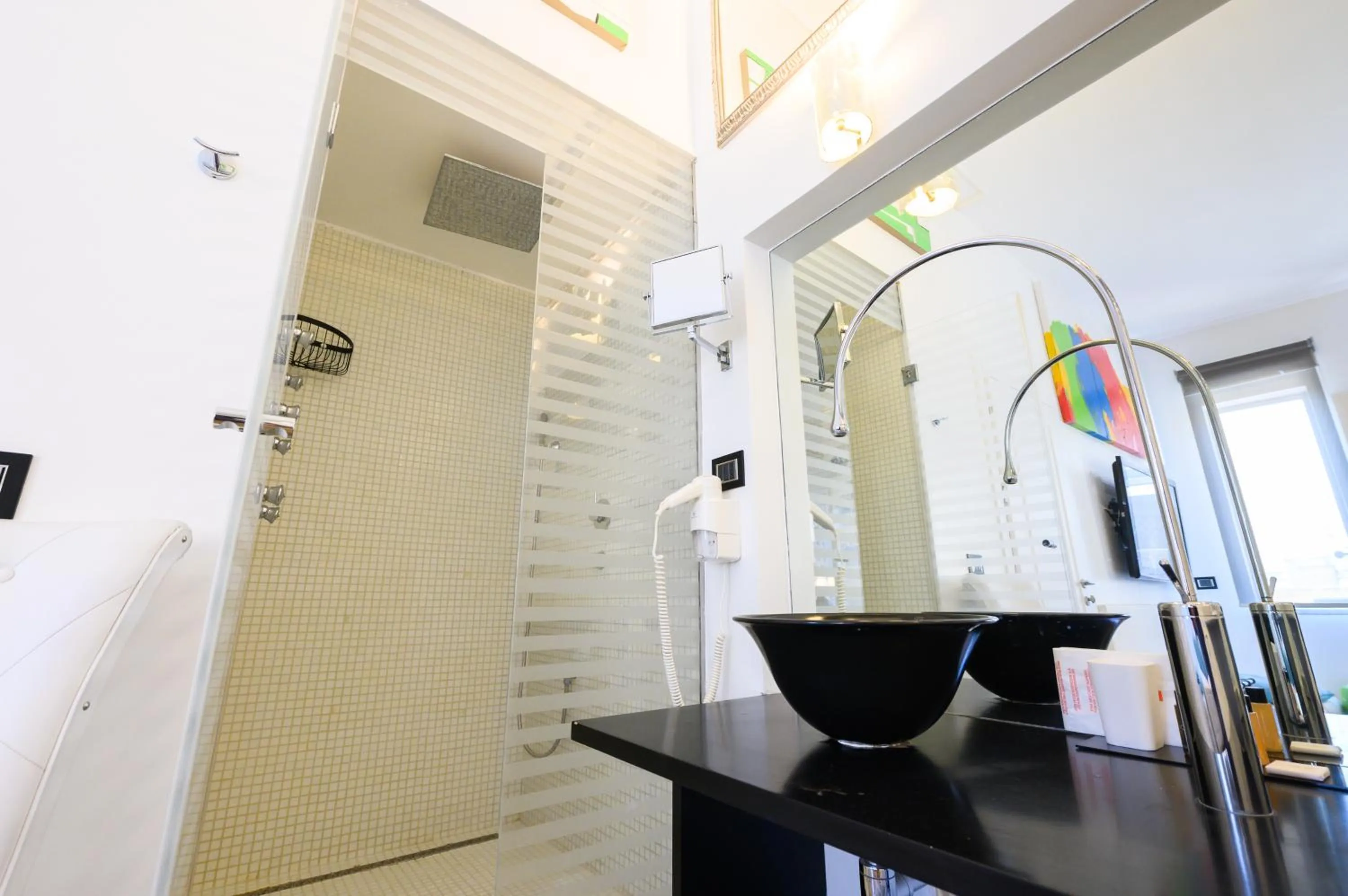 Shower in Domus Spagna Frattina