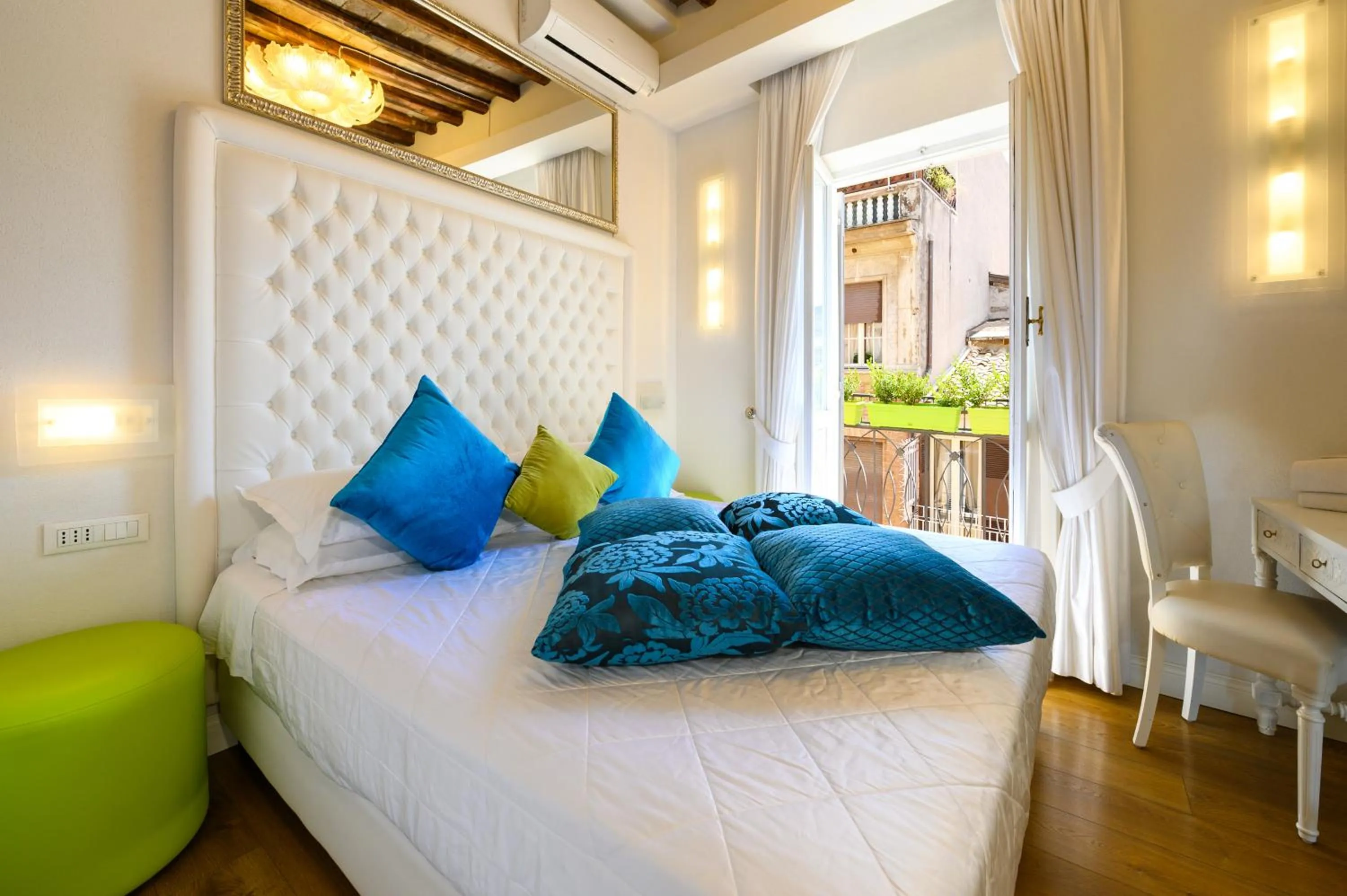 Bed in Domus Spagna Frattina