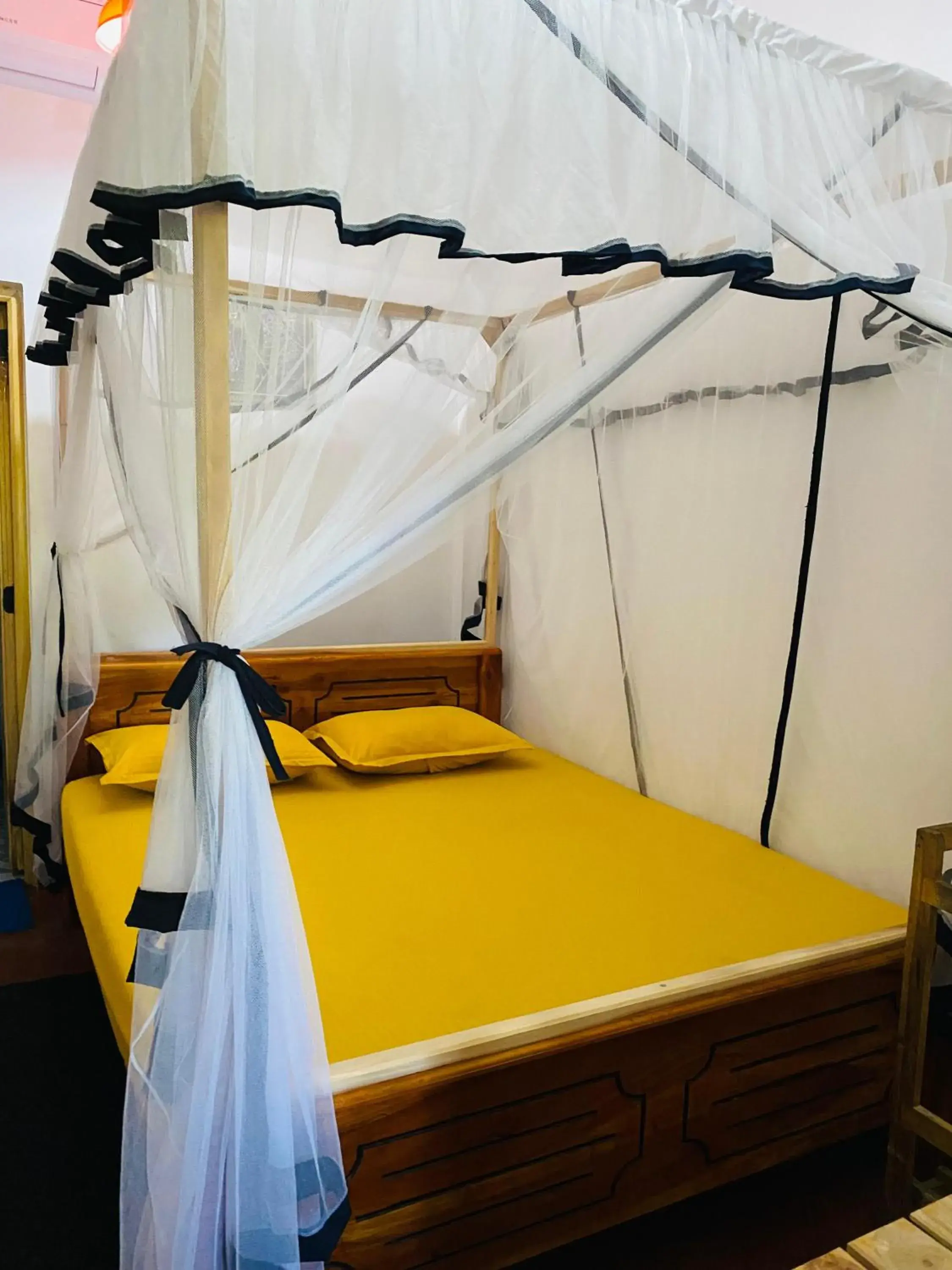 Double Room in Viveka Inn Guest and Yala Safari Double Room in Viveka Inn Guest and Yala Safari