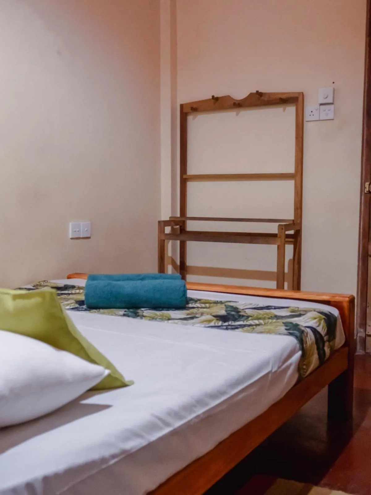 Bed in Viveka Inn Guest and Yala Safari