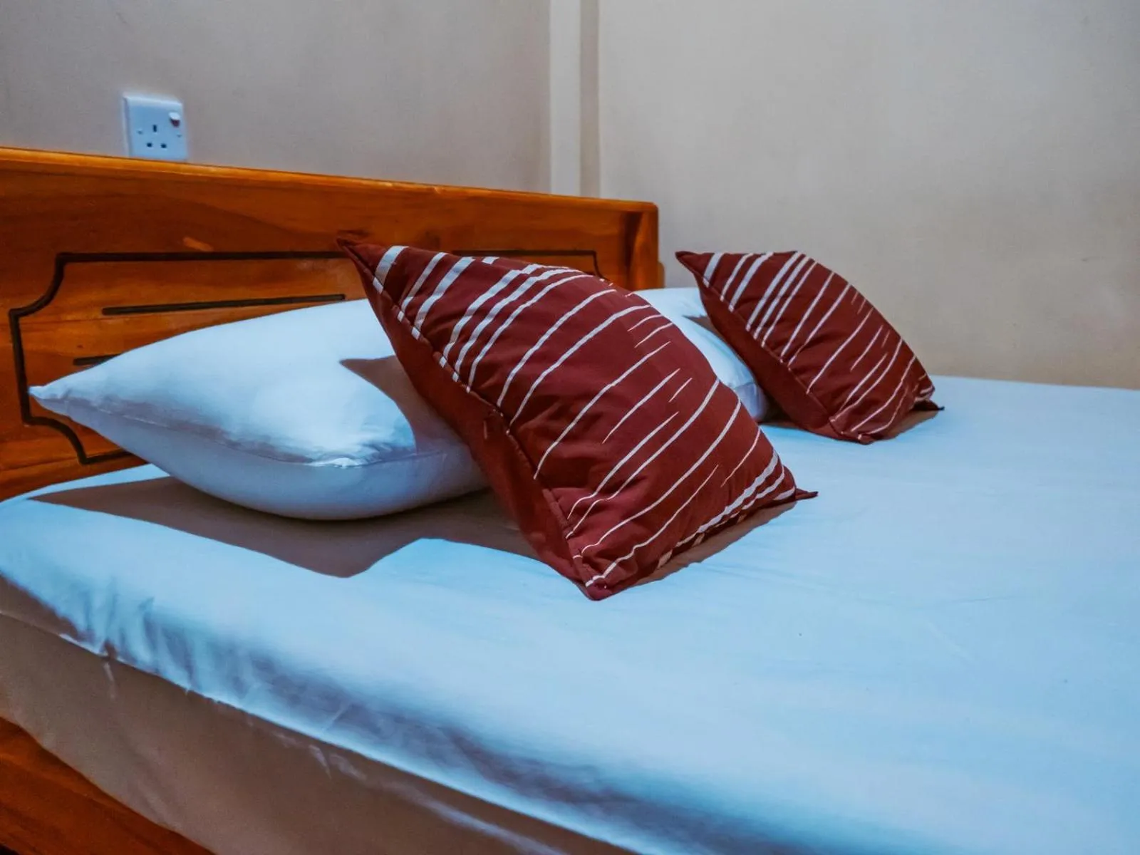 Bed in Viveka Inn Guest and Yala Safari