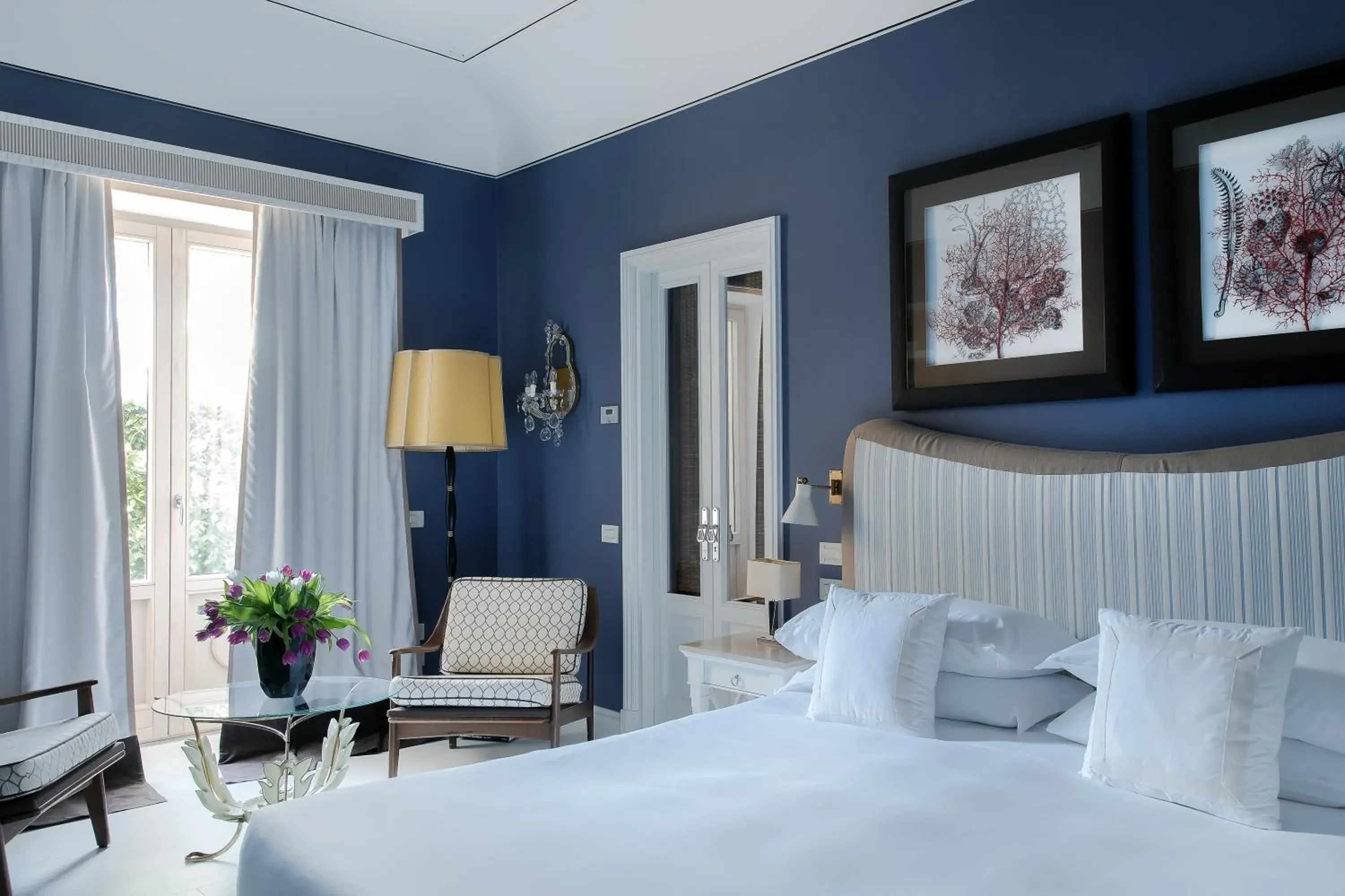 Superior Double Room in Capri Tiberio Palace - The Leading Hotels of the World Superior Double Room in Capri Tiberio Palace - The Leading Hotels of the World