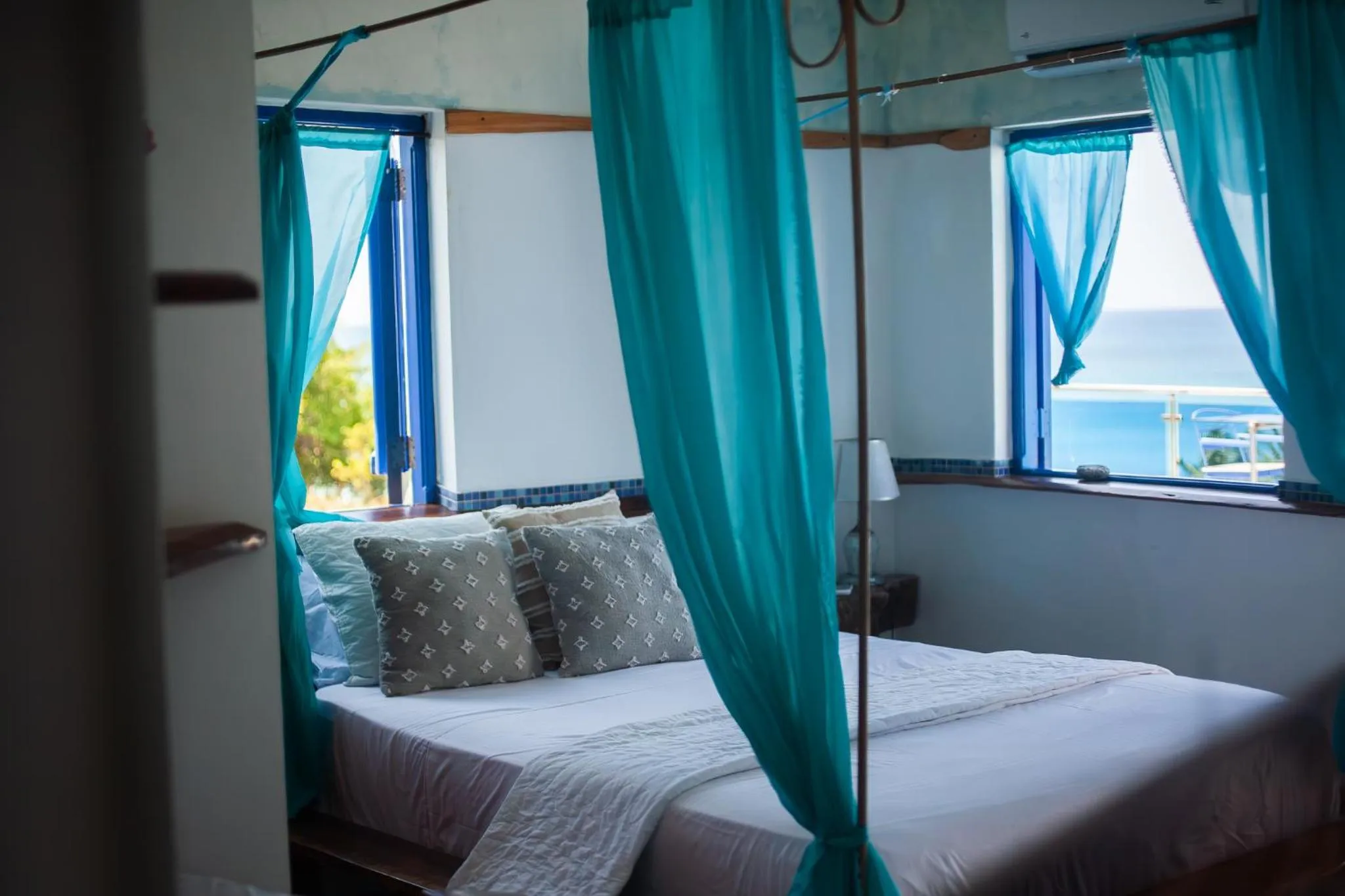 Bed in Sunset Samana