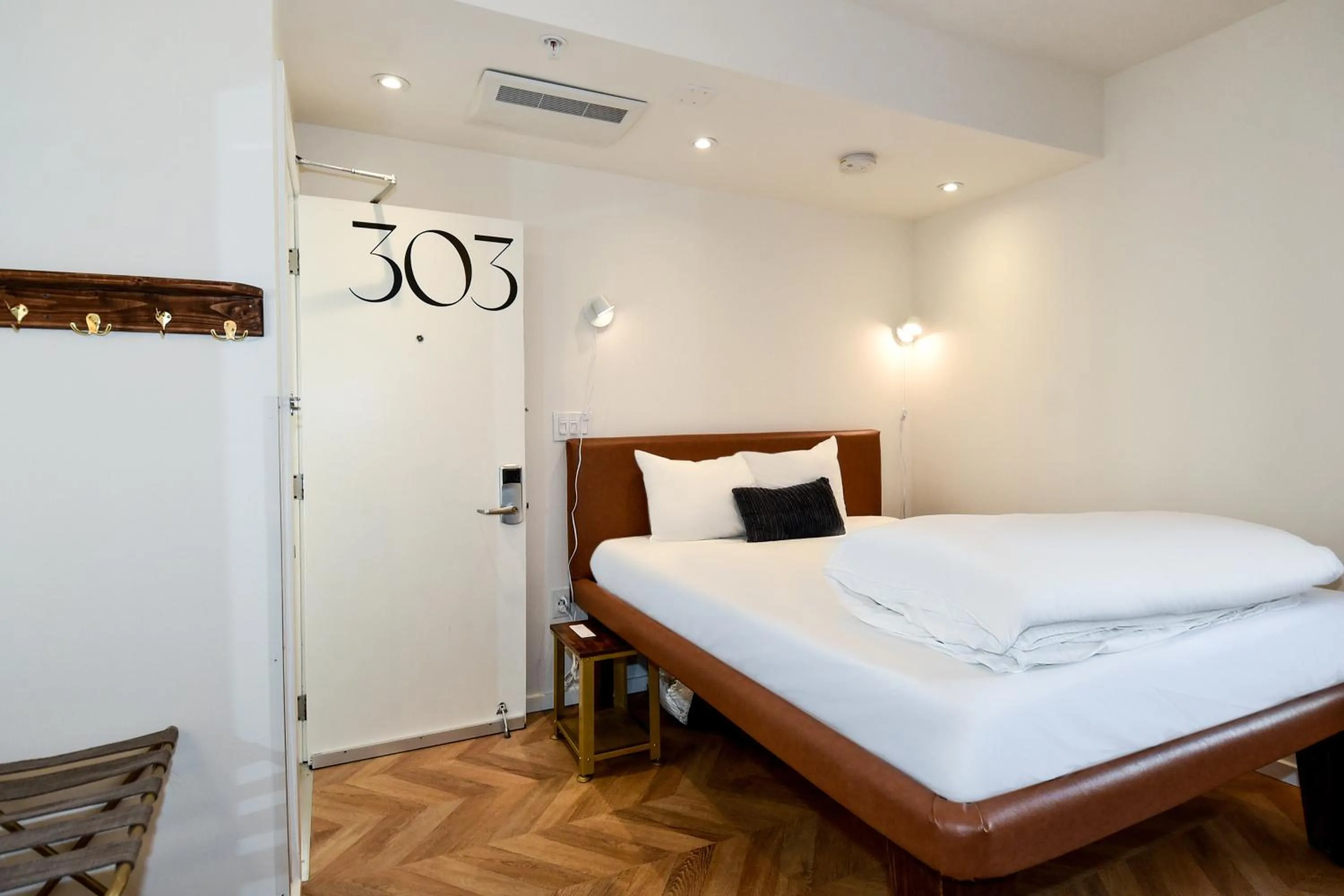 Bed in HighRoad Washington DC