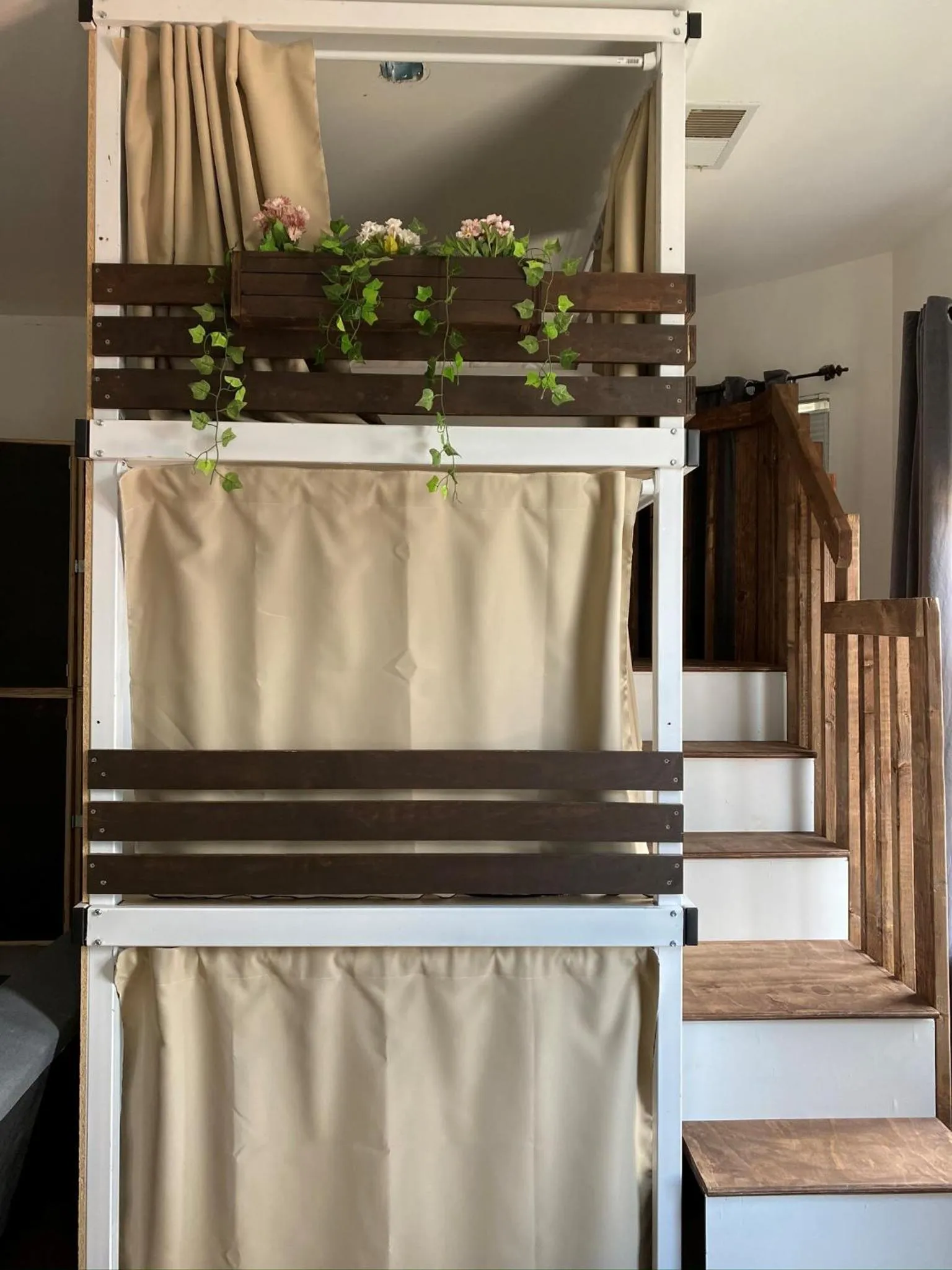 bunk bed in HighRoad Washington DC