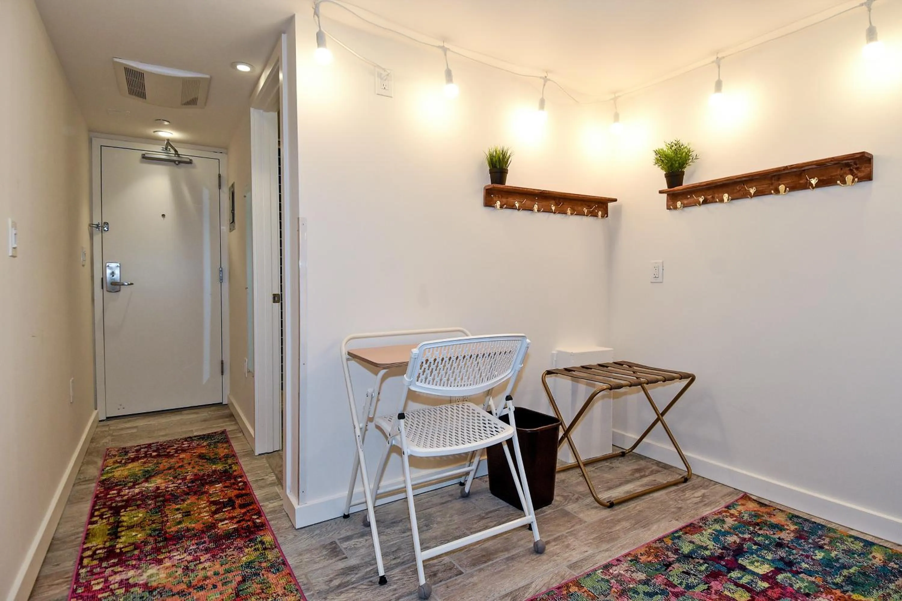 Photo of the whole room in HighRoad Washington DC