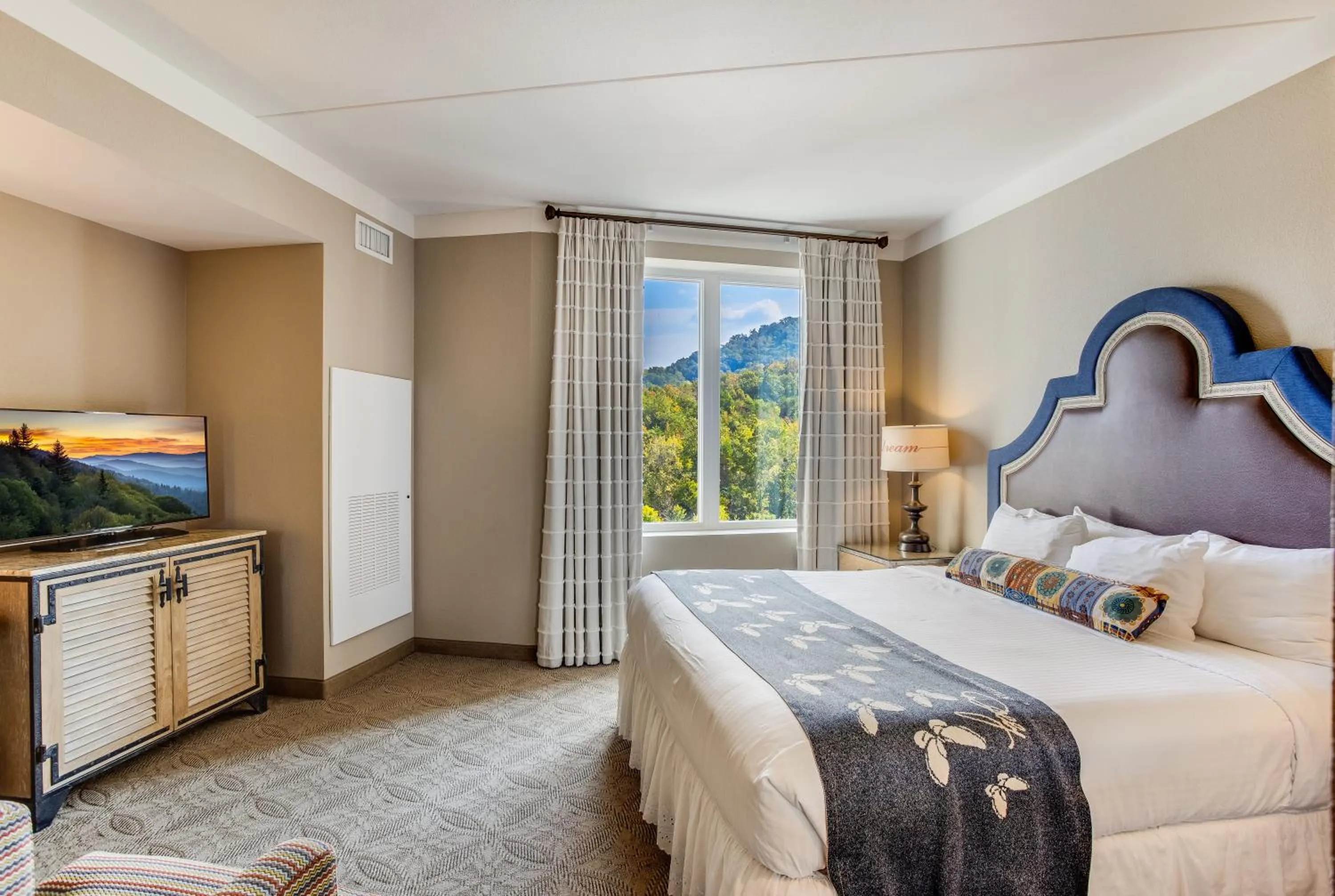 Bed in Dollywood's DreamMore Resort and Spa