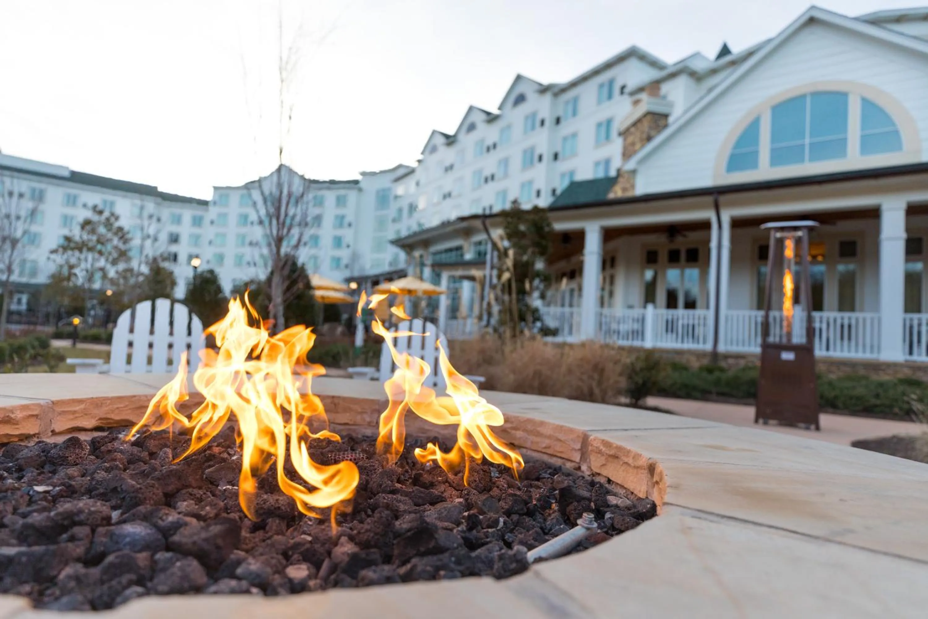 Property building in Dollywood's DreamMore Resort and Spa