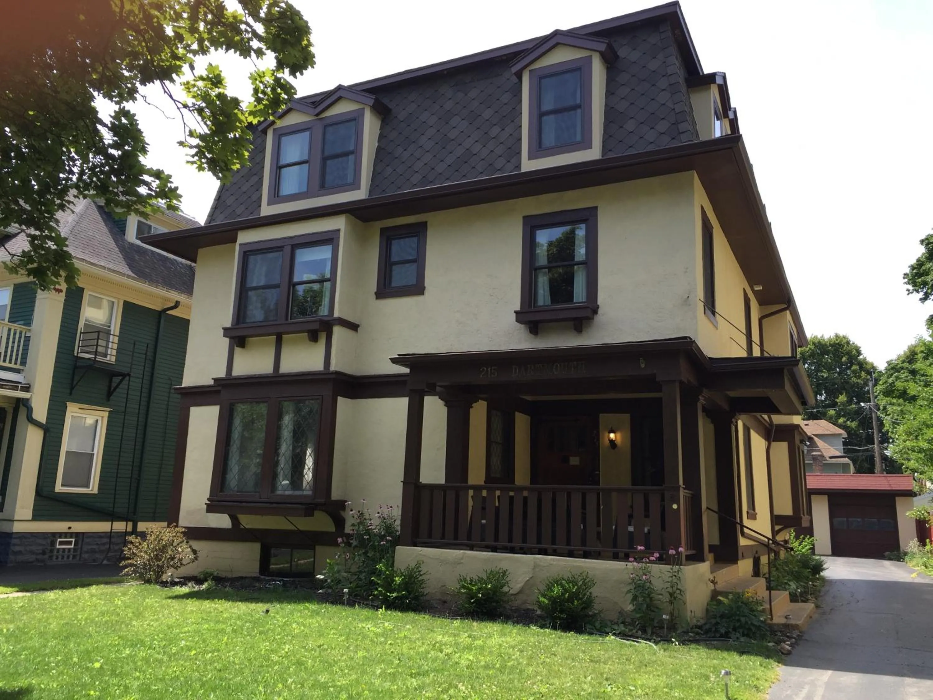 Property building in Dartmouth House