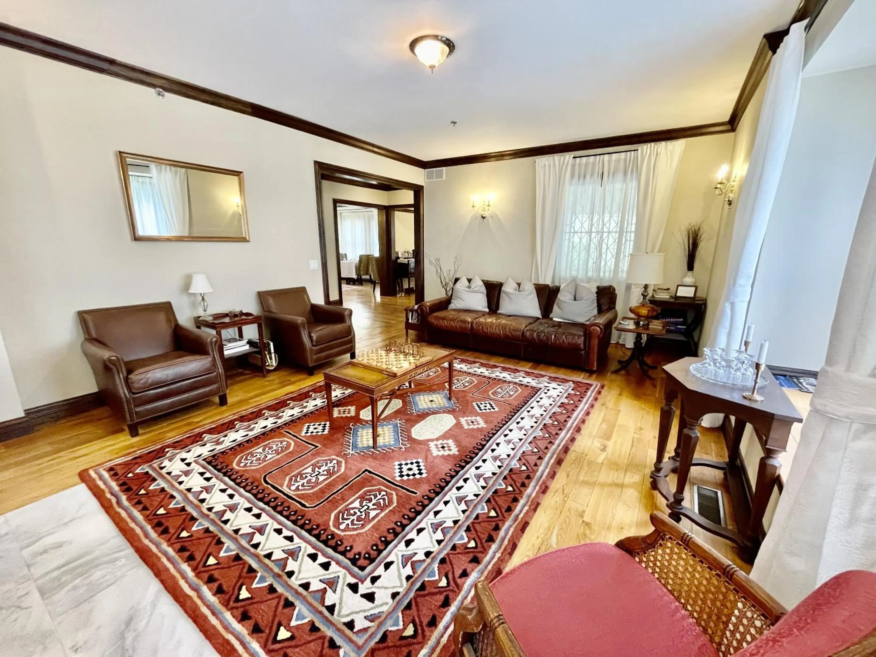 Living room in Dartmouth House