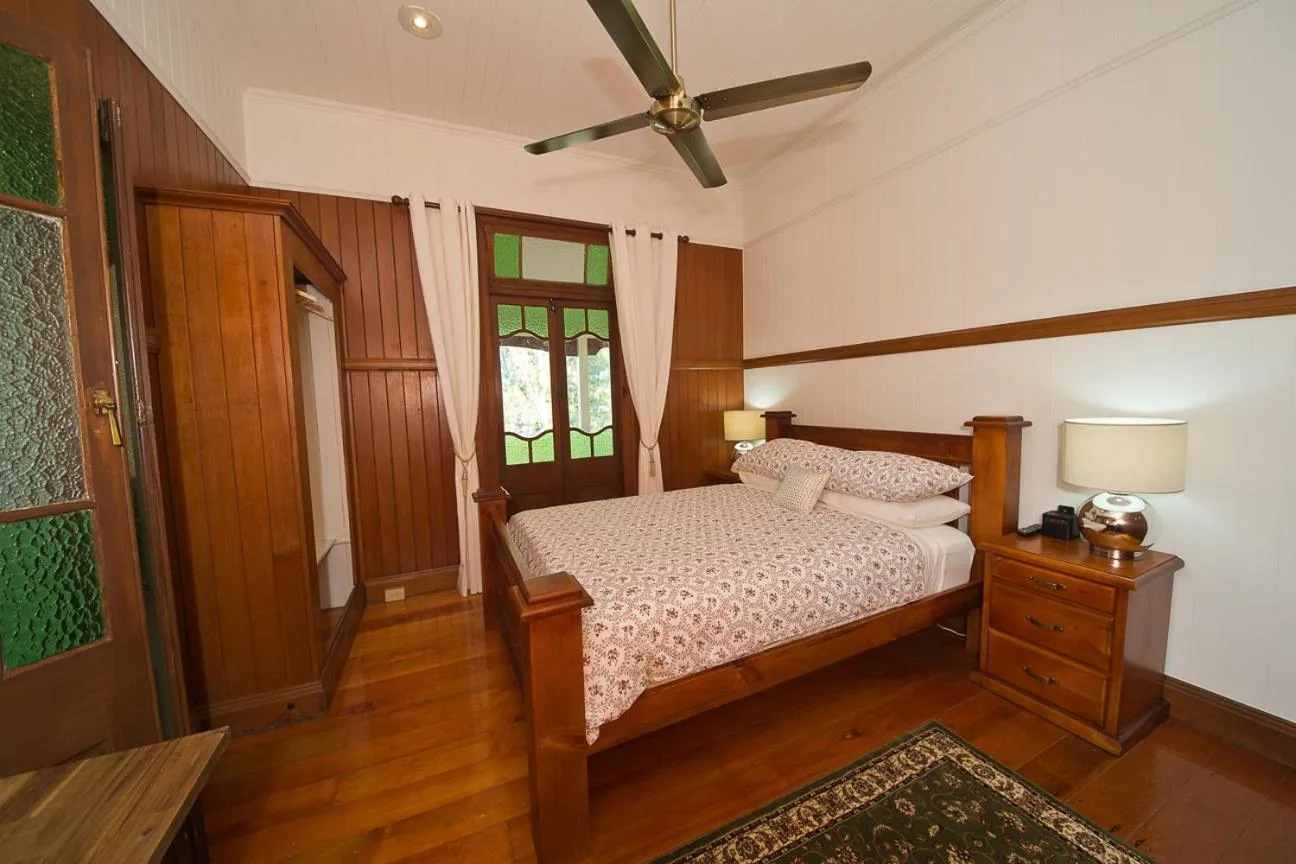 Photo of the whole room, Bed in The Village B&B
