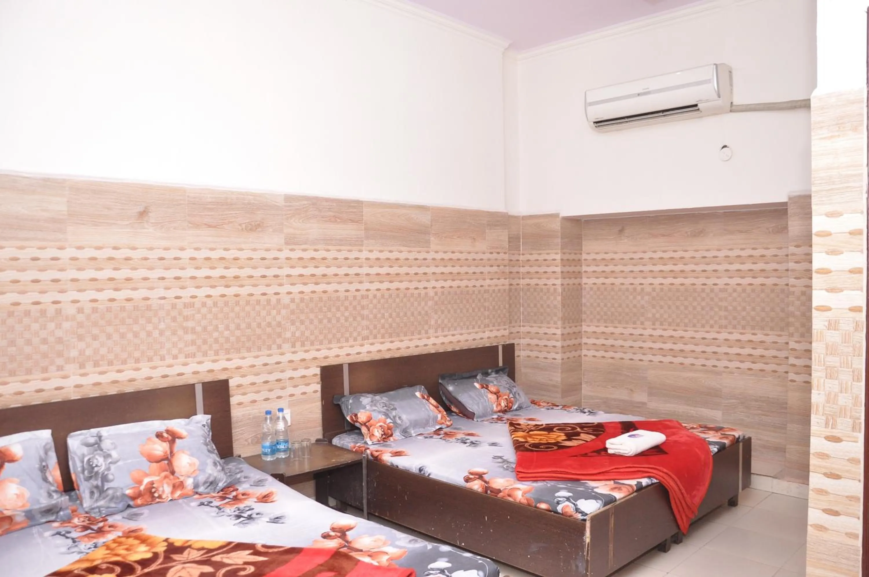 Bedroom, Bed in Asha Guest House