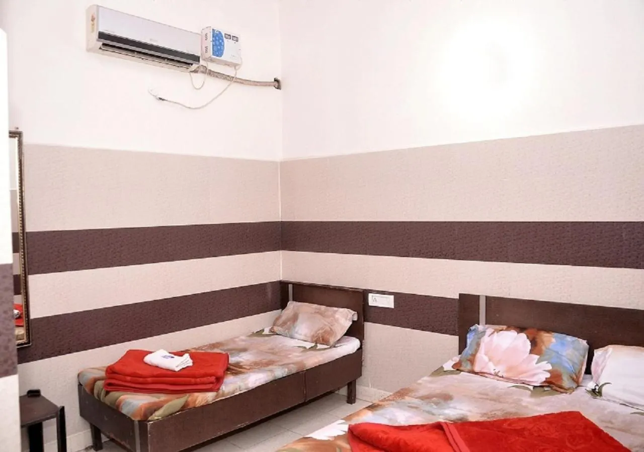 Bedroom, Bed in Asha Guest House