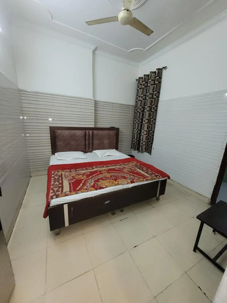 Bed in Asha Guest House