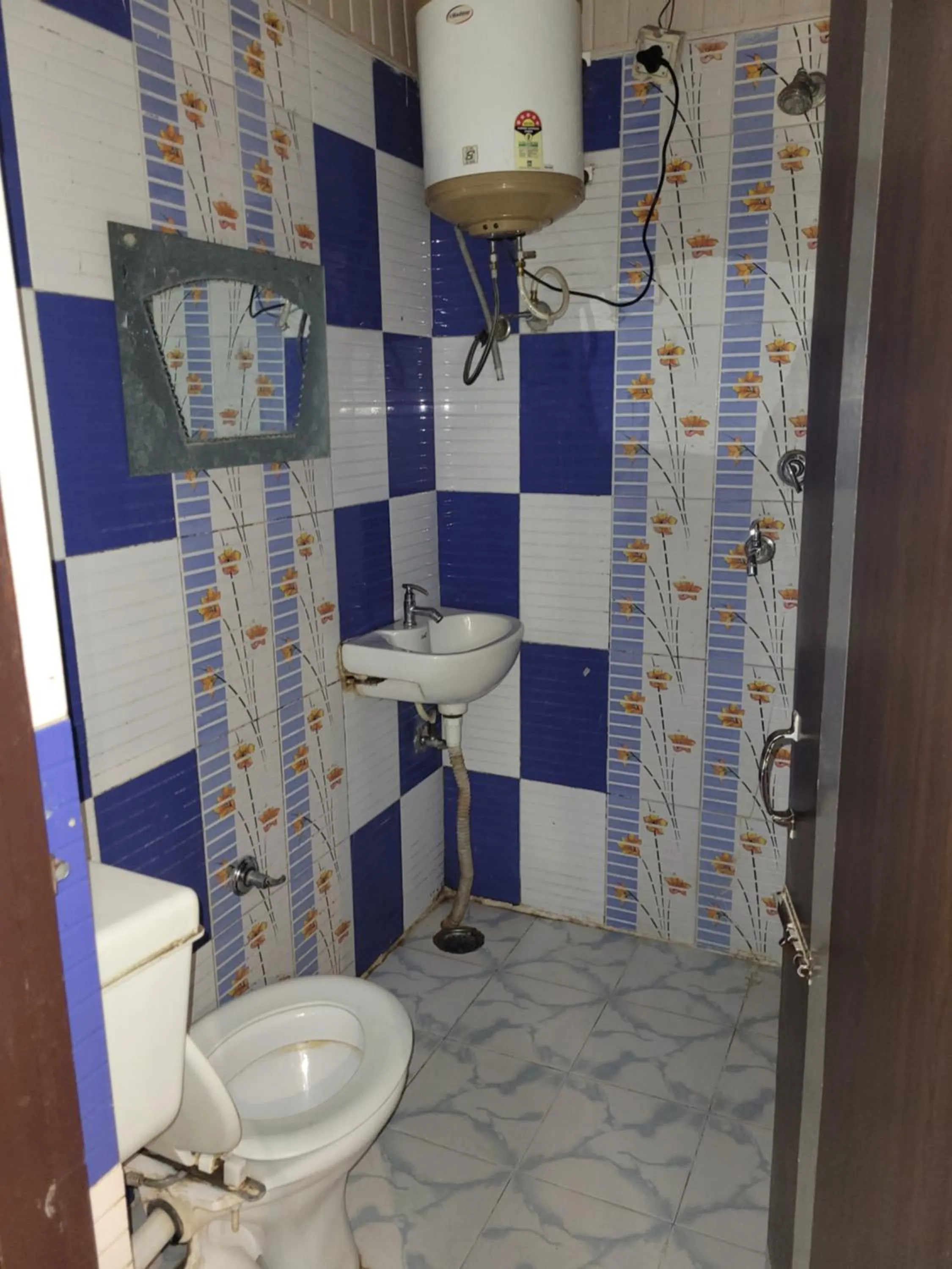 Bathroom in Asha Guest House