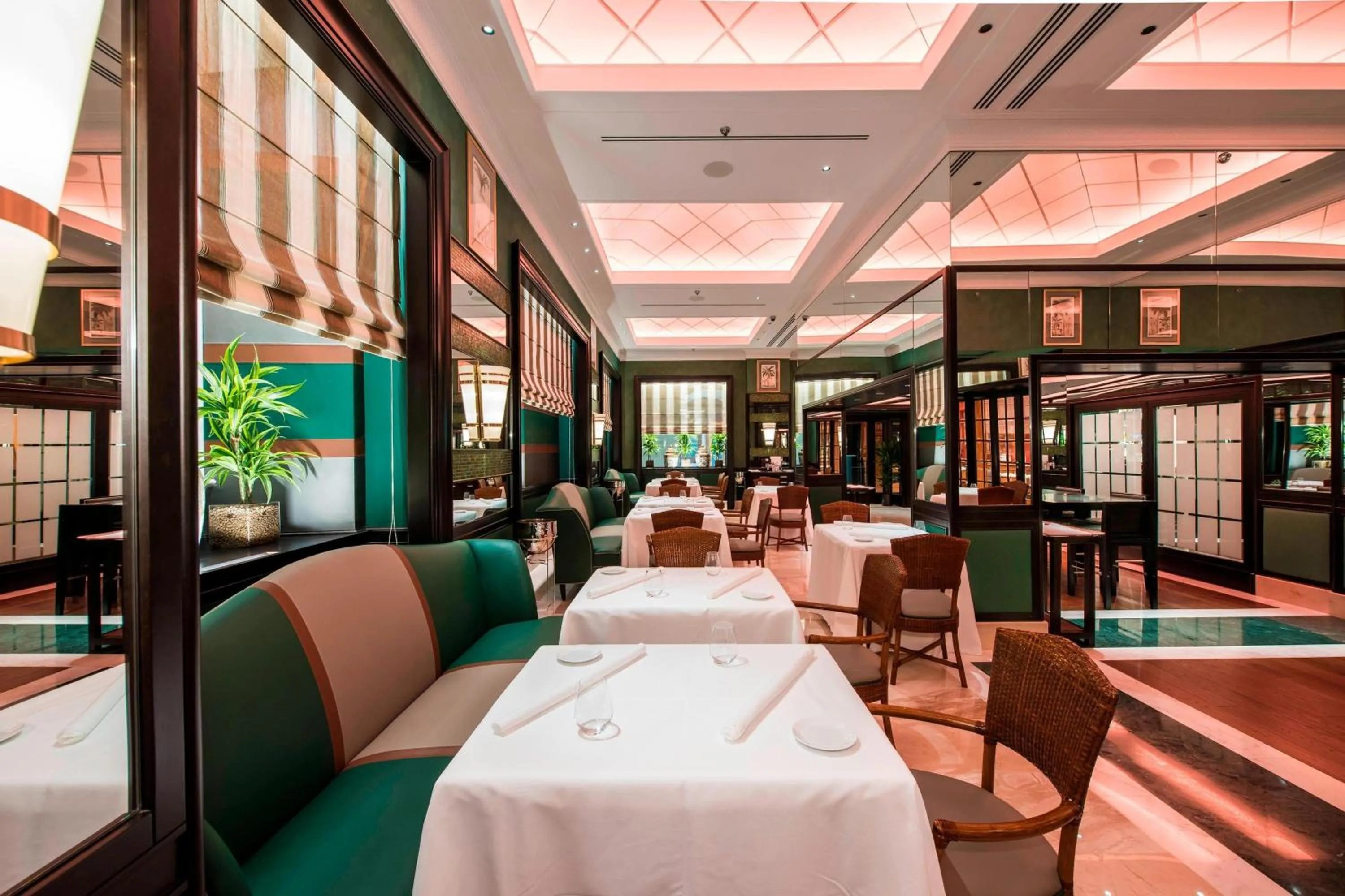 Restaurant/places to eat in Rome Marriott Grand Hotel Flora