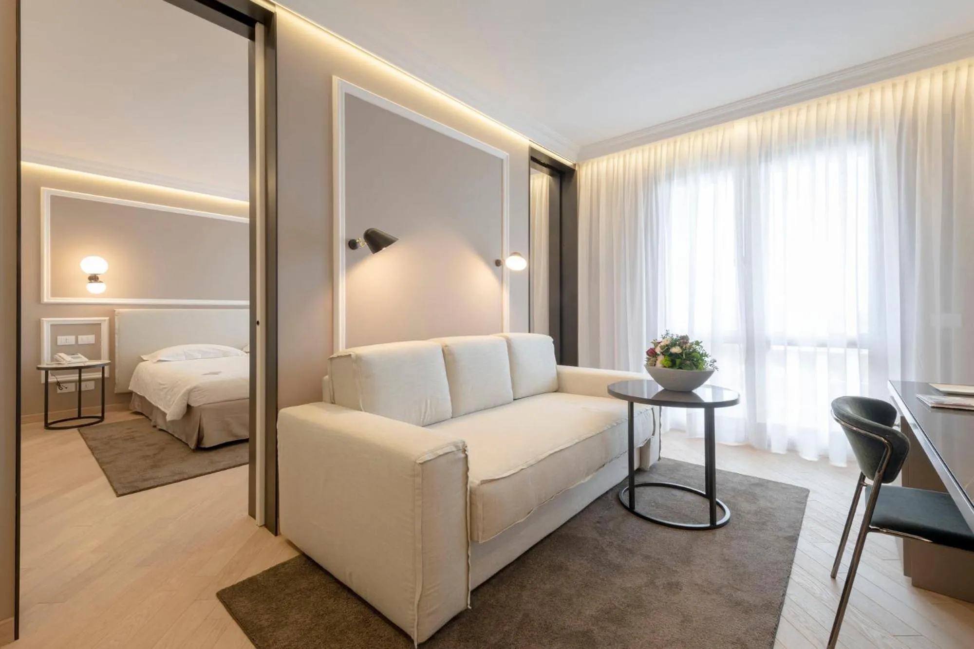 Living room, Bed in Hotel Apollo Terme